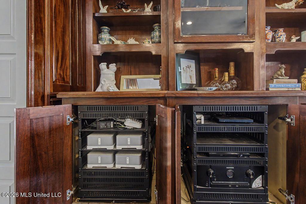 616 E Beach Boulevard Property Photo 28
