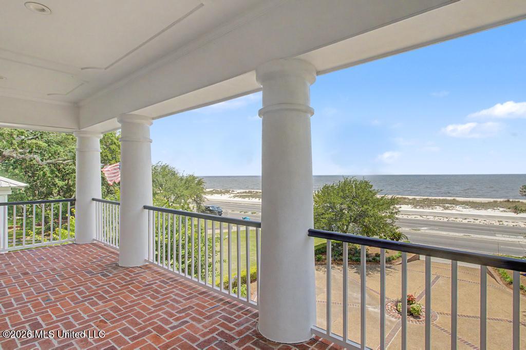 616 E Beach Boulevard Property Photo 37