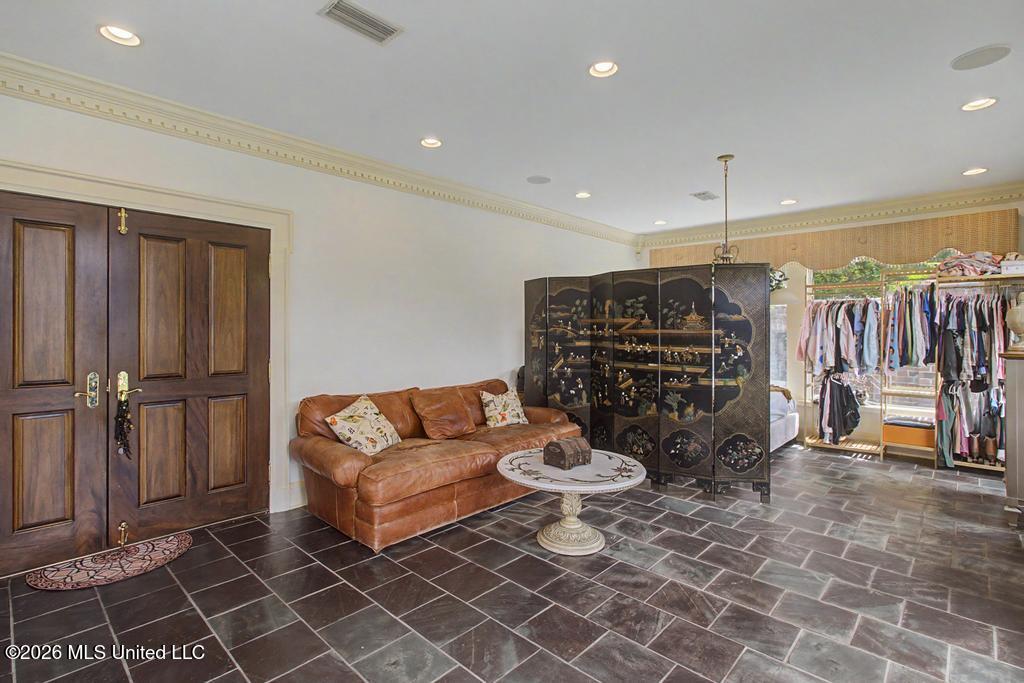 616 E Beach Boulevard Property Photo 55