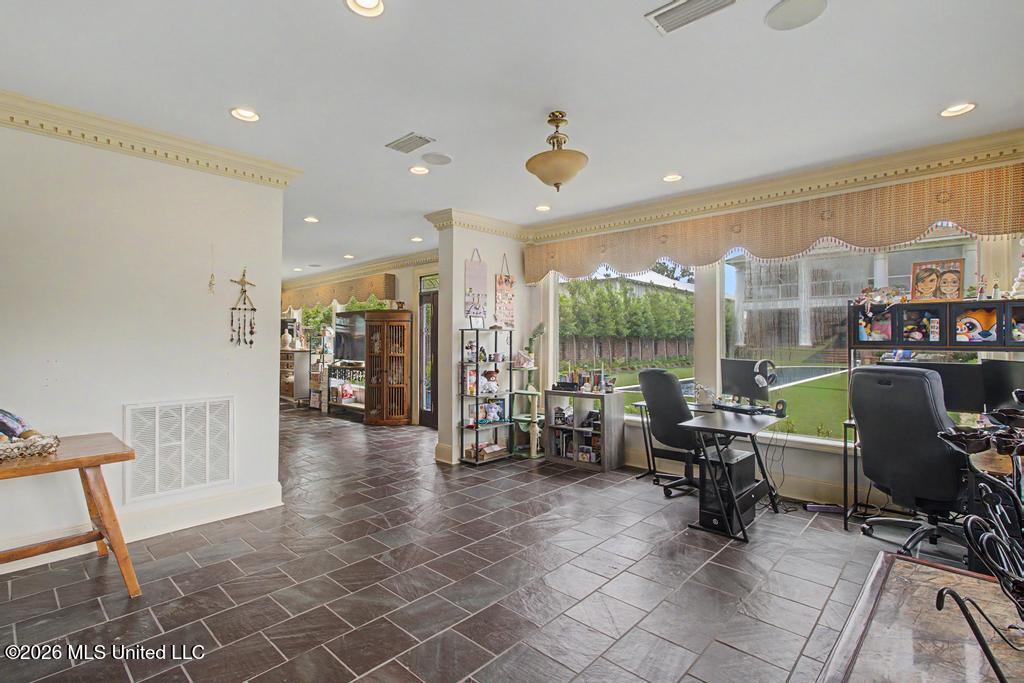 616 E Beach Boulevard Property Photo 57