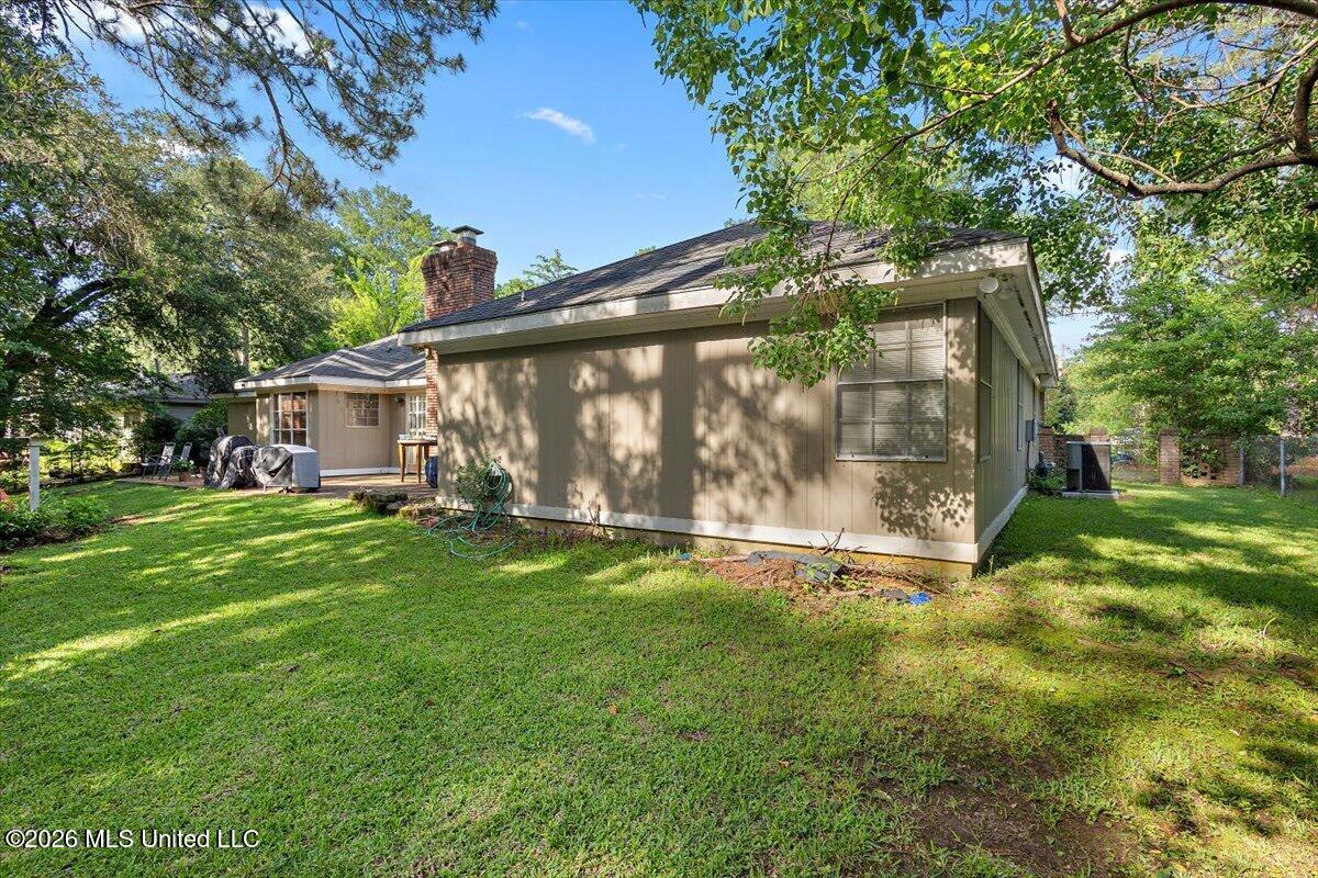 5207 Meadow Oaks Park Drive Property Photo 26
