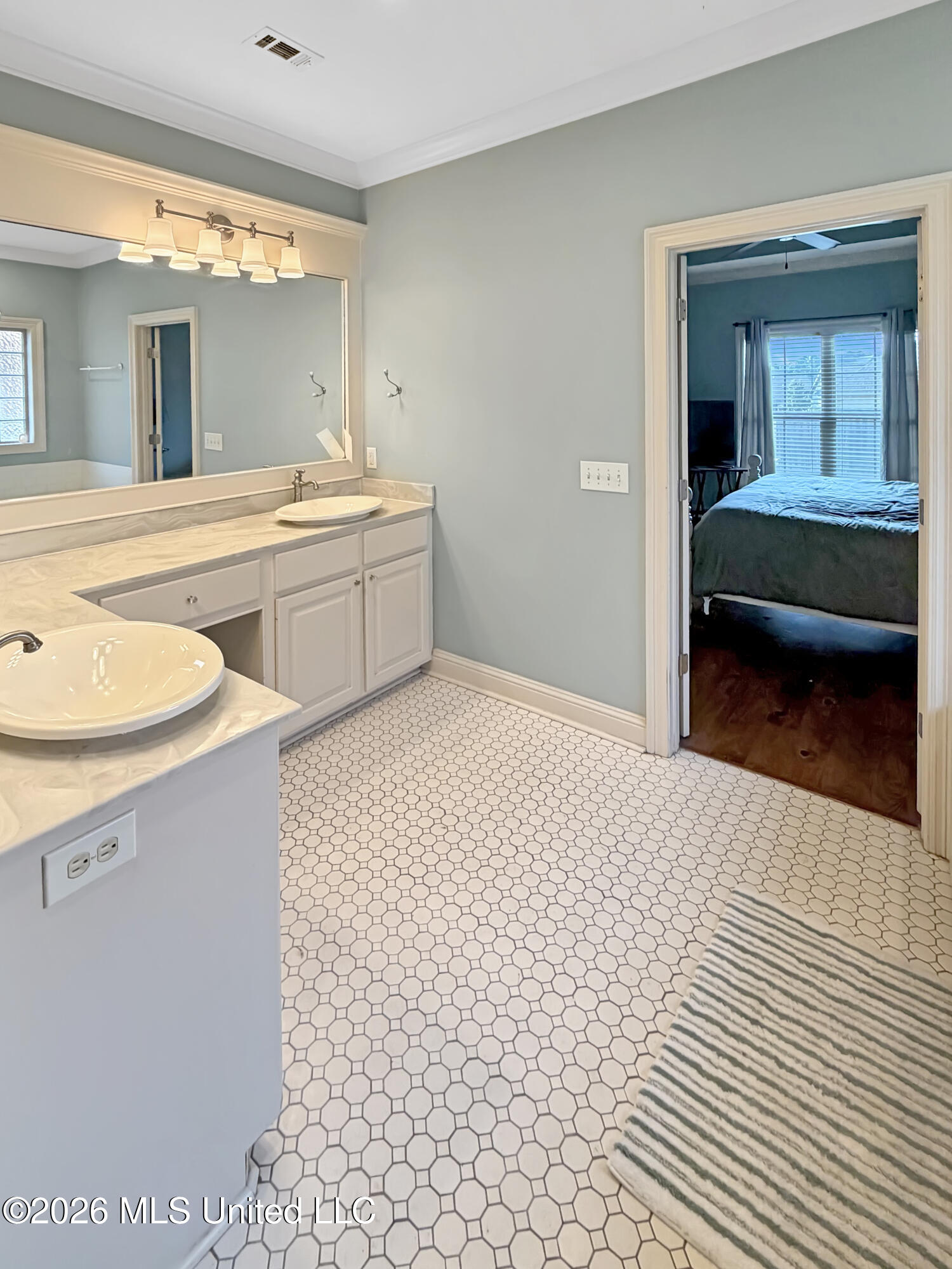 706 N Haven Place Property Photo 18