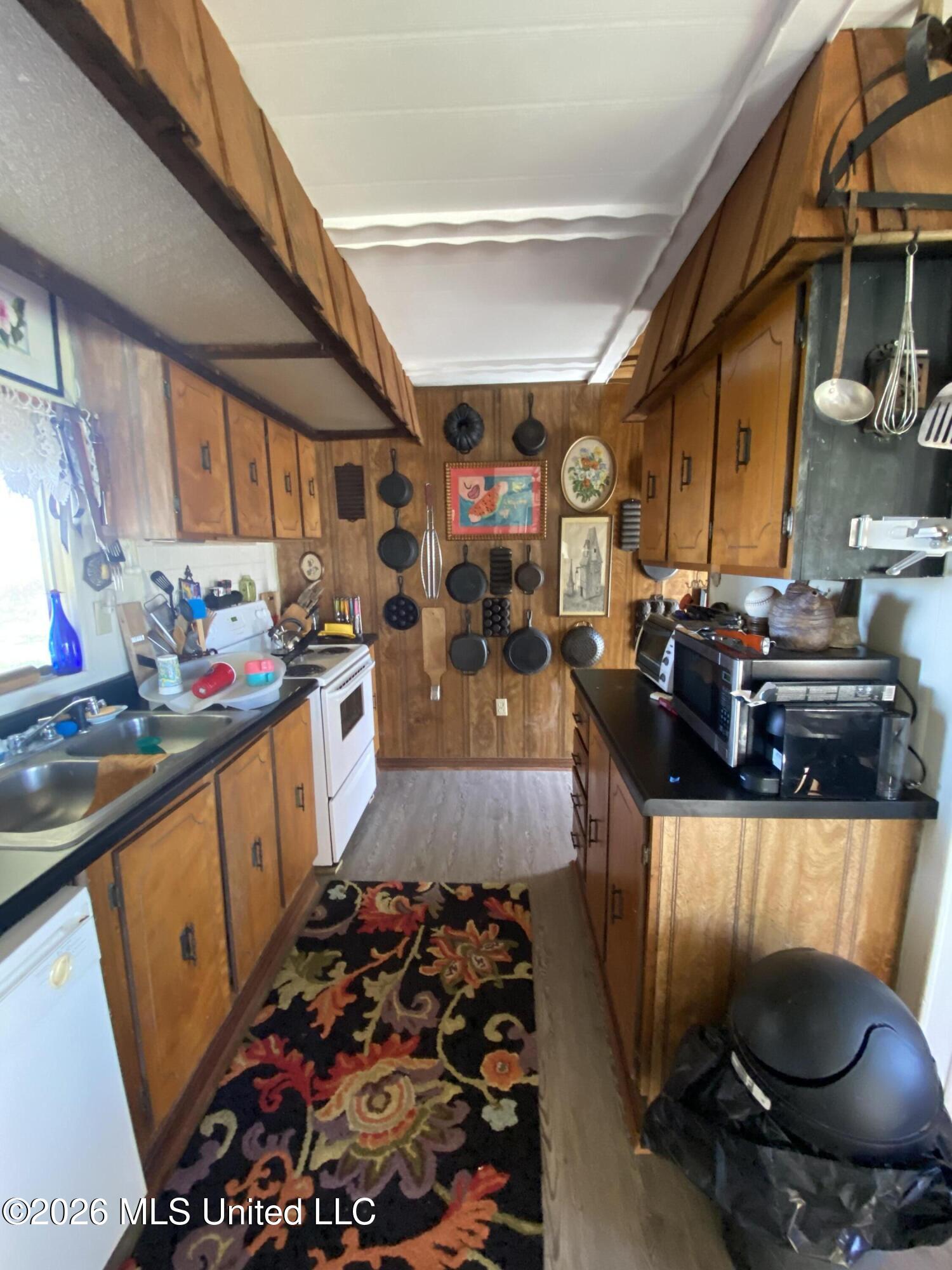5043 Highway 568 Property Photo 10