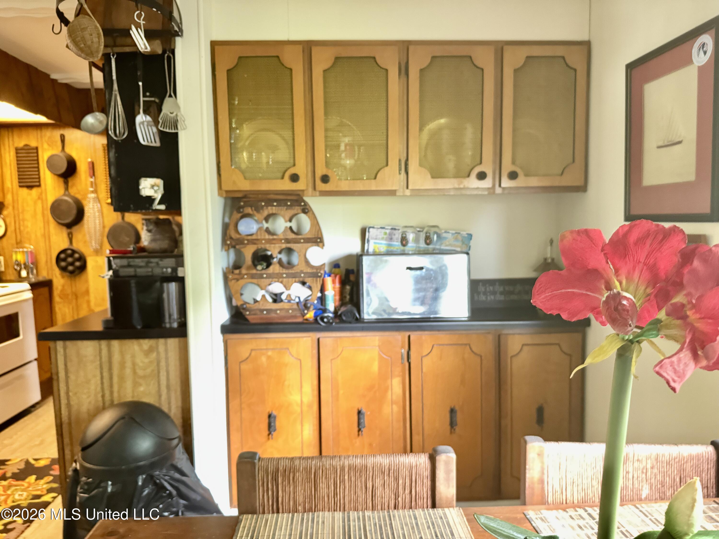 5043 Highway 568 Property Photo 12
