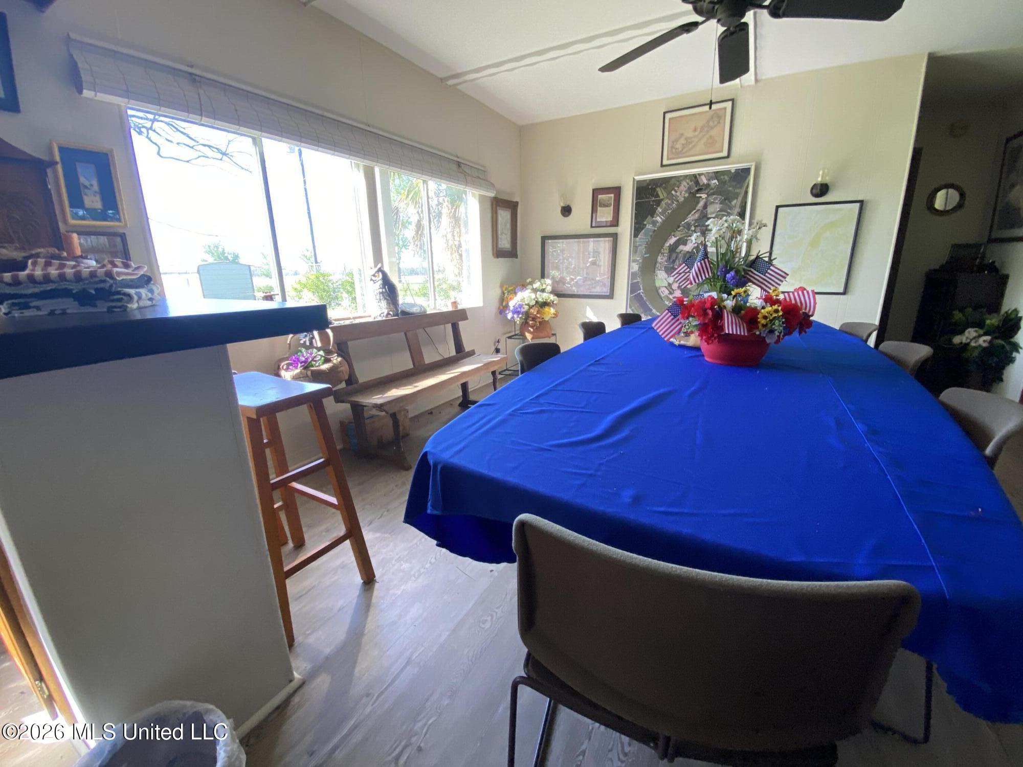5043 Highway 568 Property Photo 16