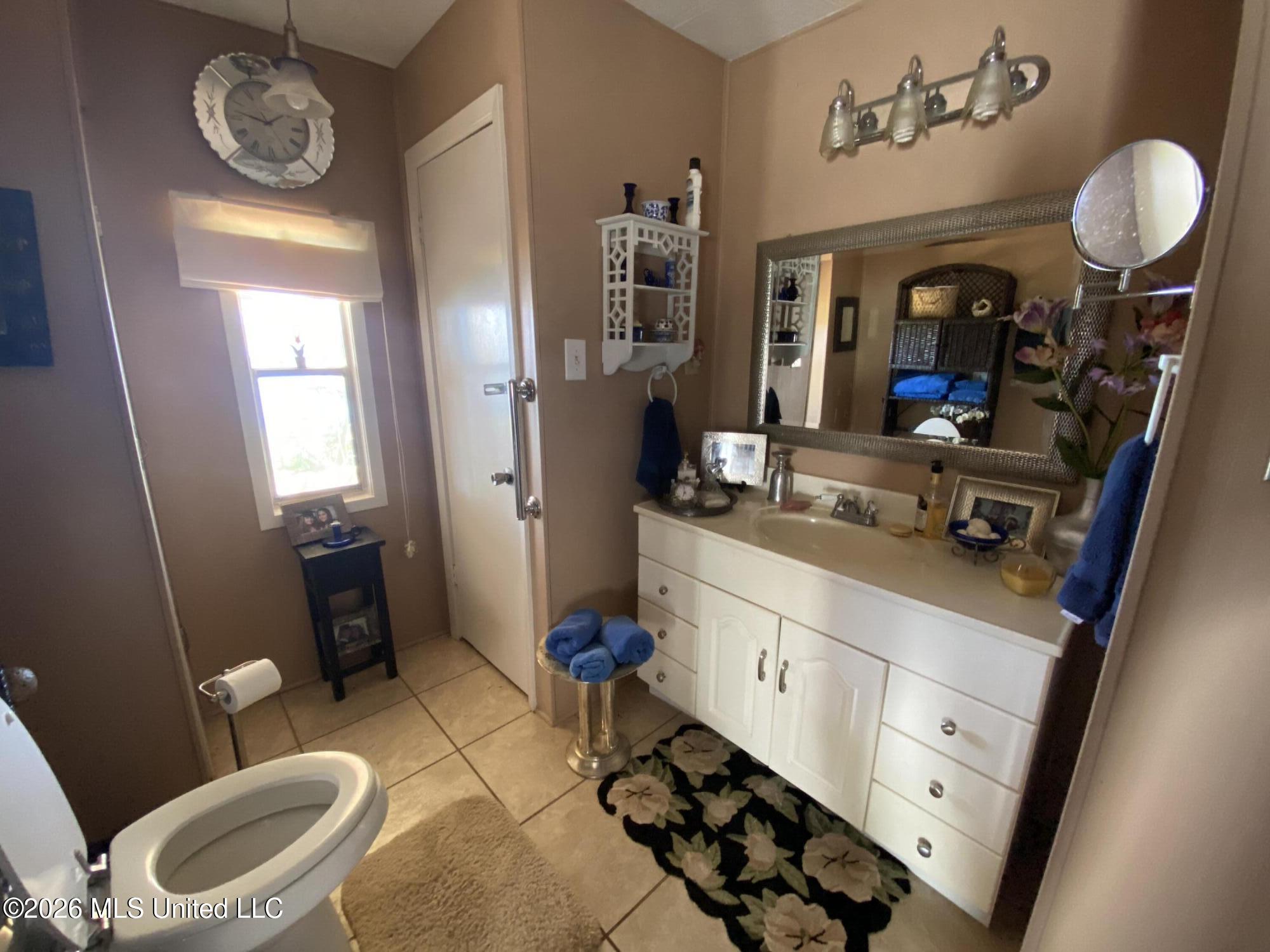 5043 Highway 568 Property Photo 23