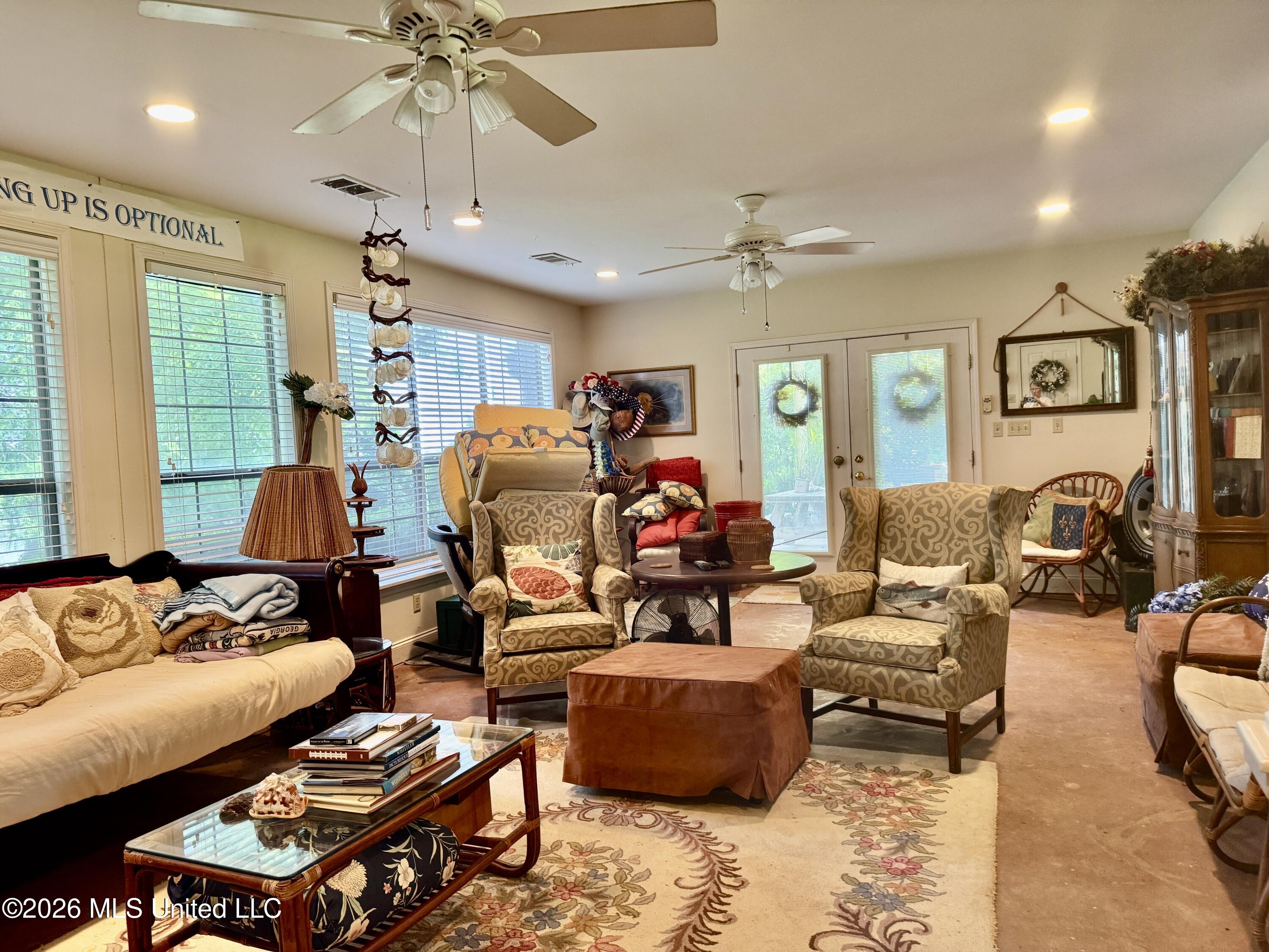 5043 Highway 568 Property Photo 28