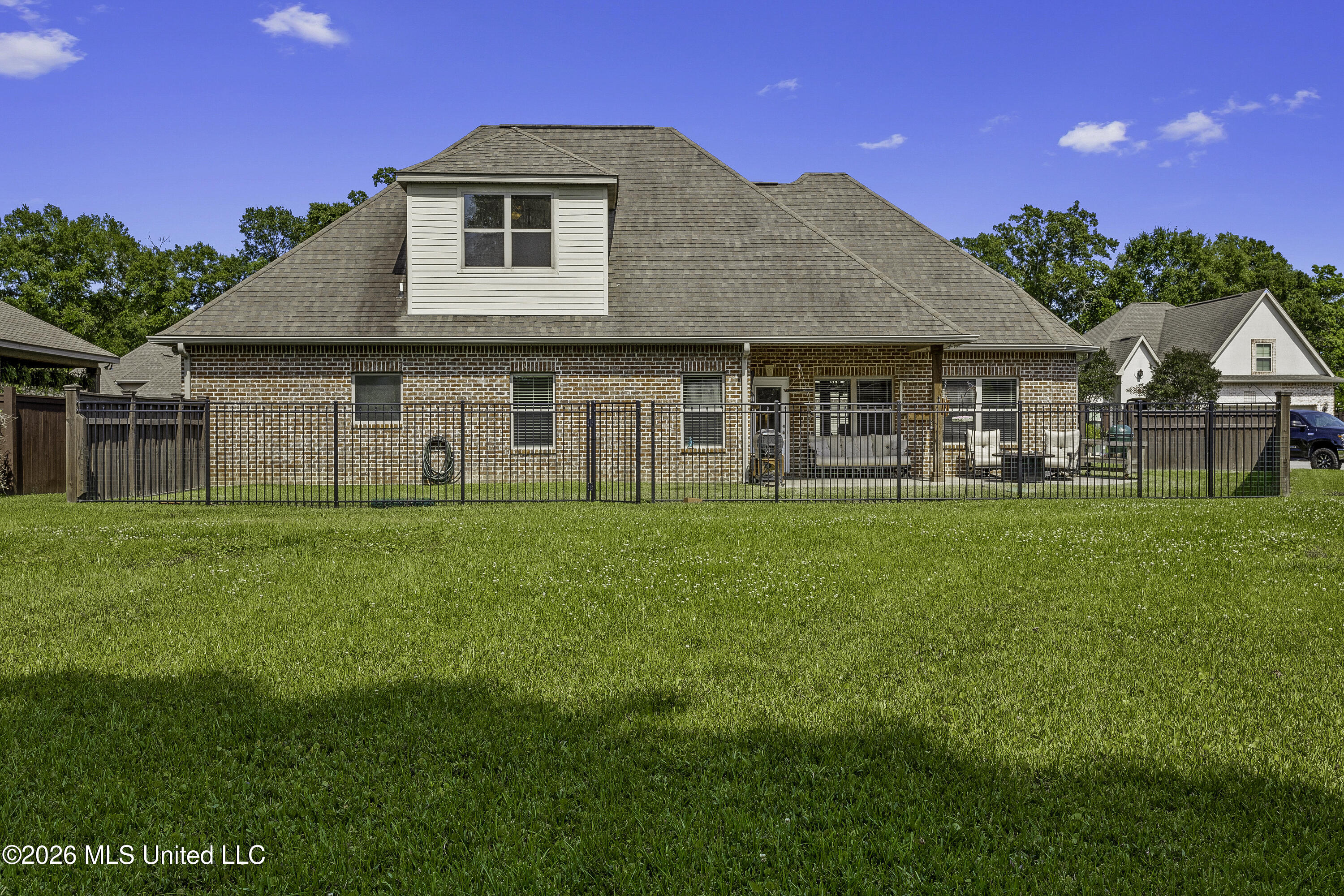 3813 Acadian Village Drive Property Photo 37