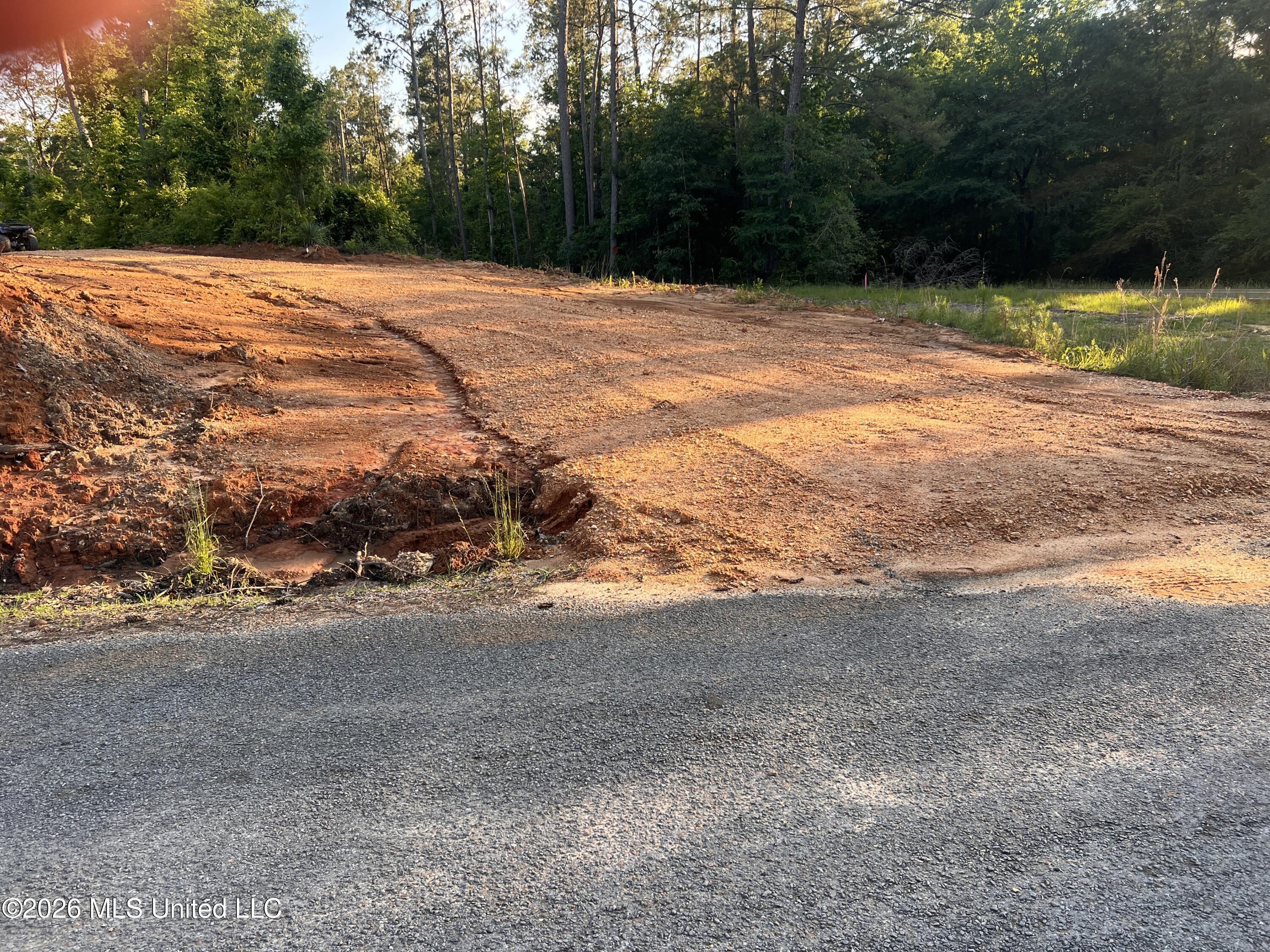 5734 Hebron Road Property Photo 3