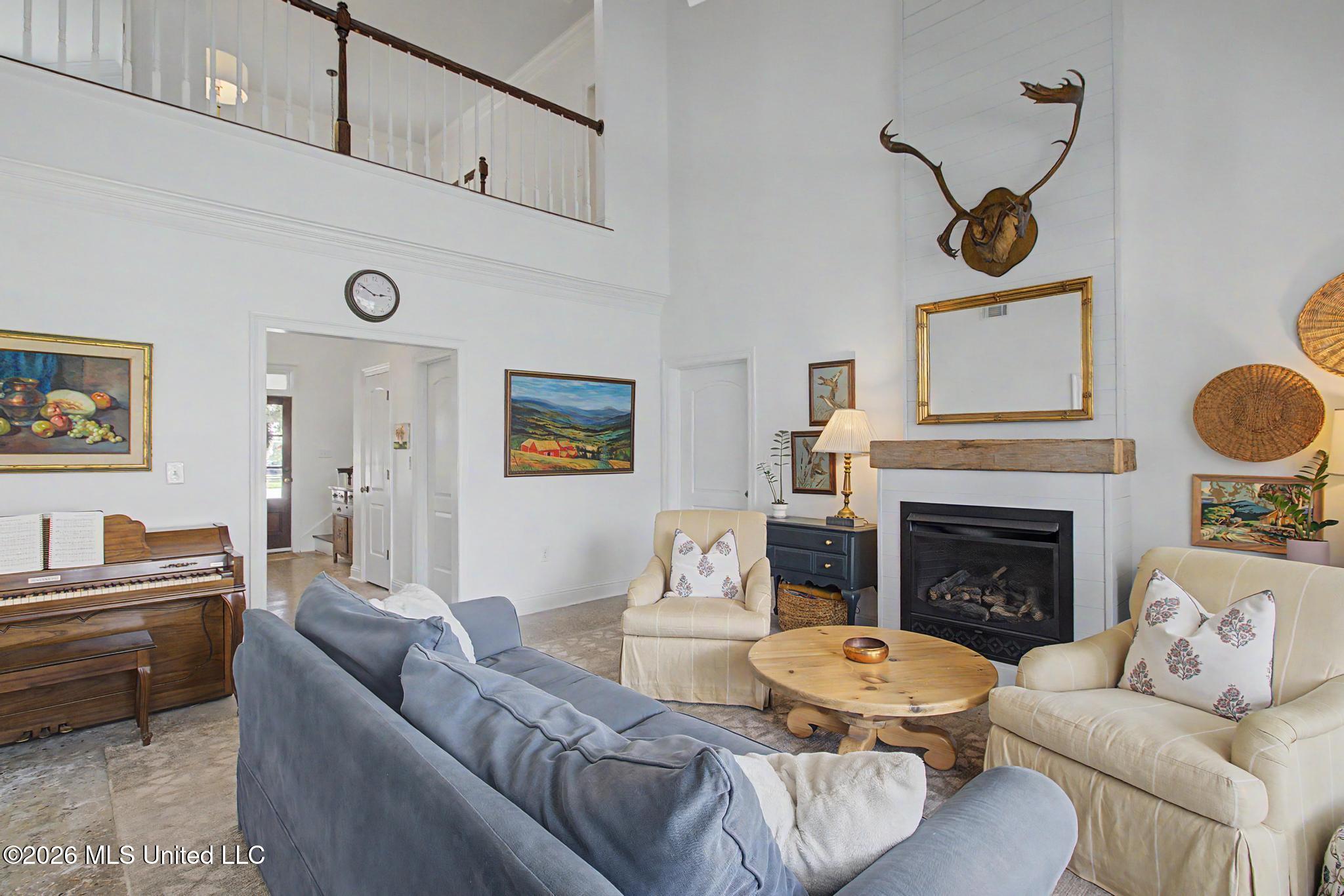 215 Blue Heron Cove Property Photo 15