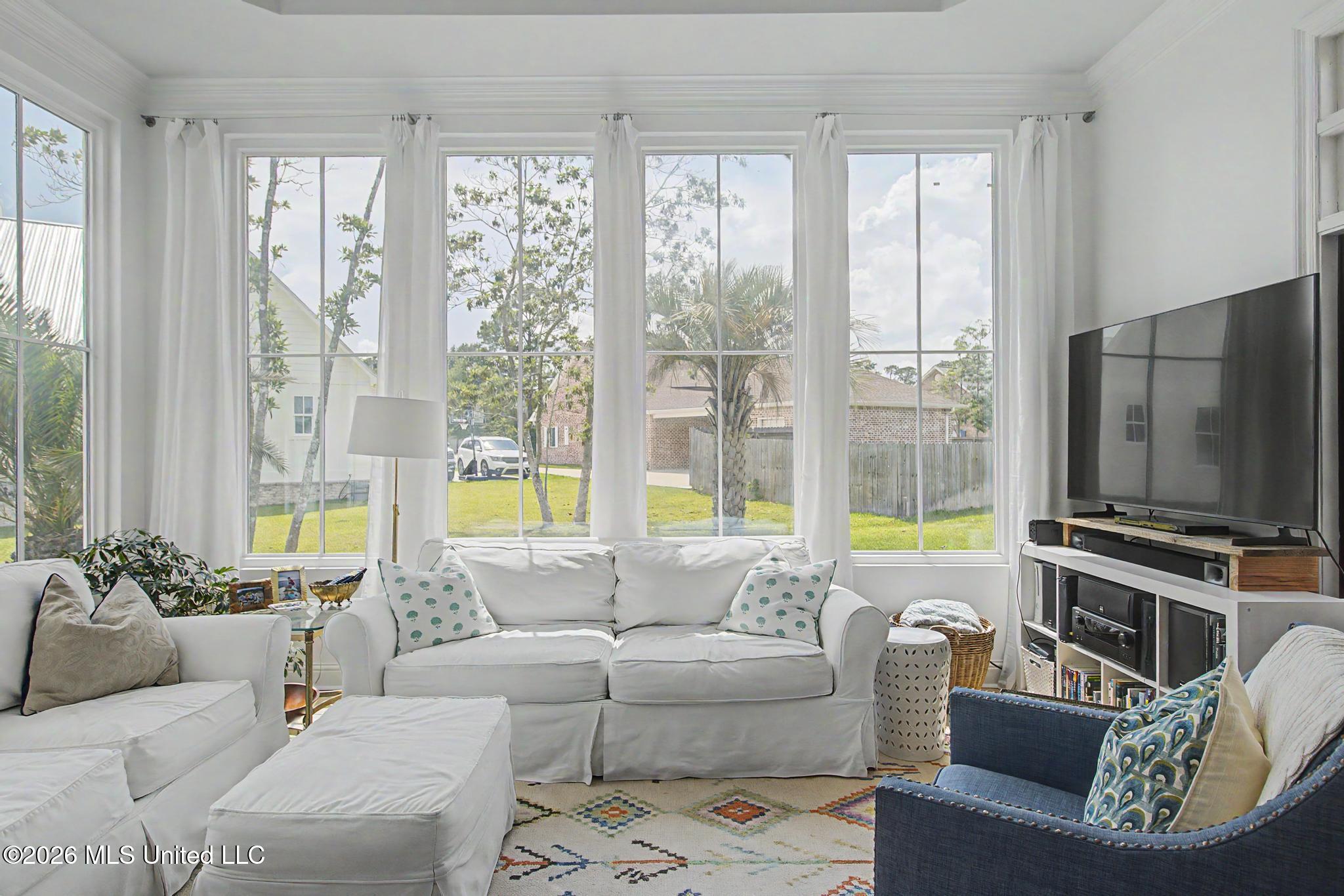 215 Blue Heron Cove Property Photo 16