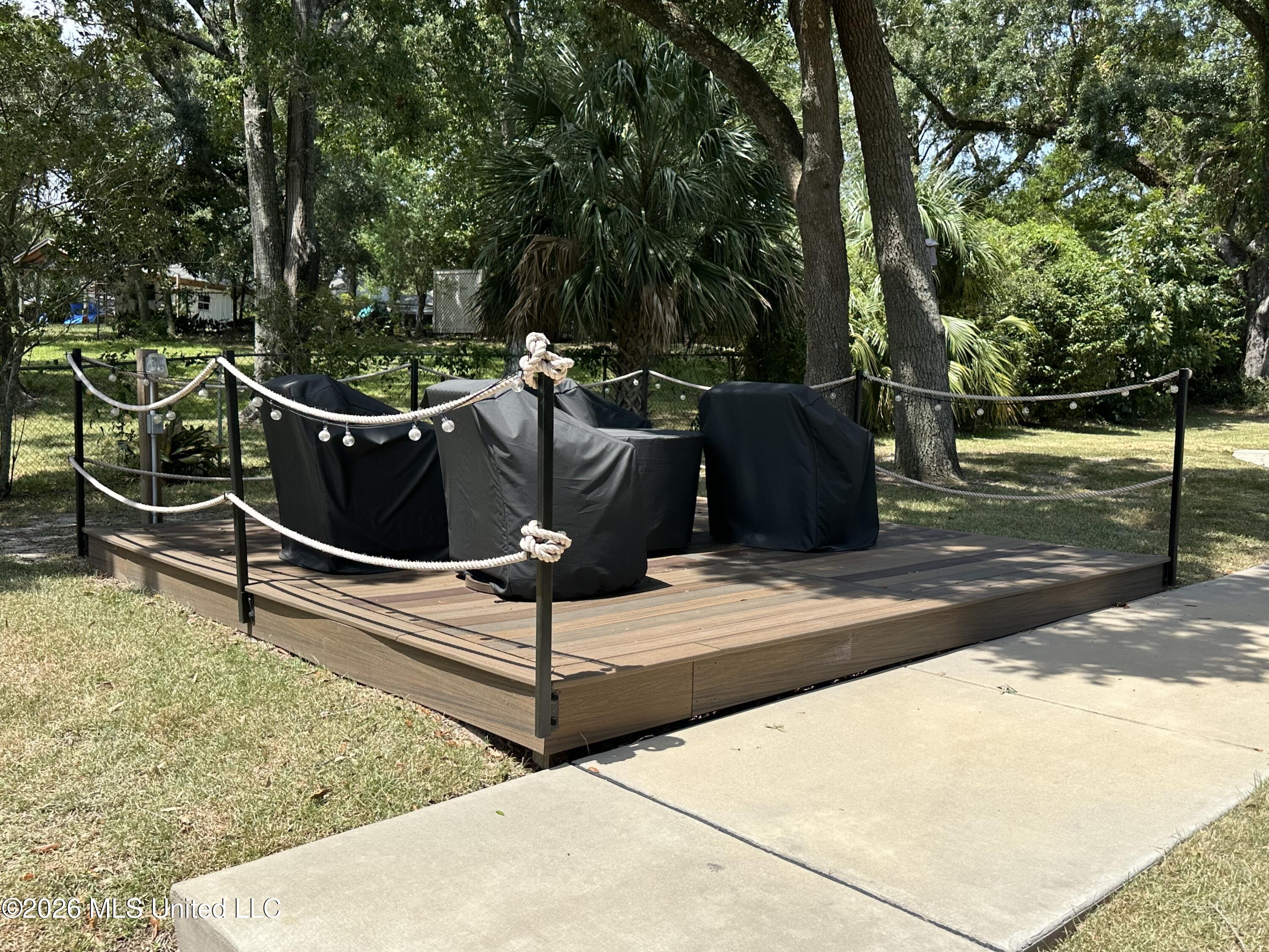 5913 David Davis Place Property Photo 34