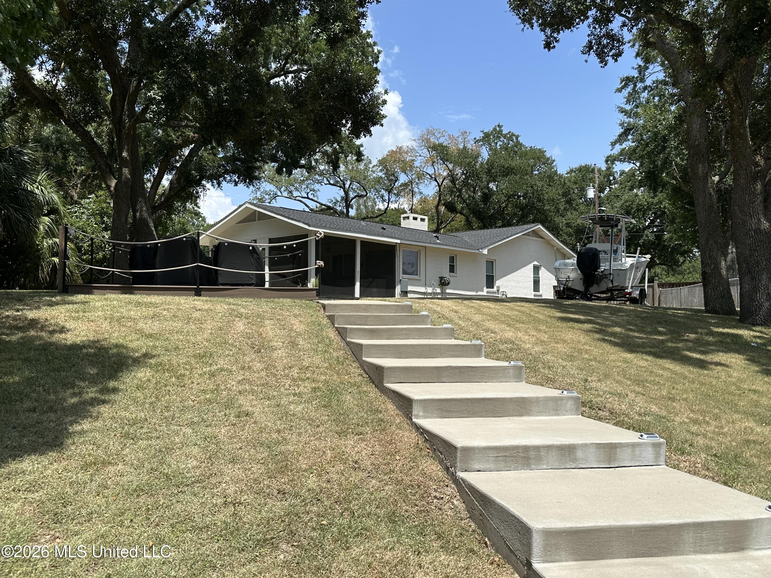 5913 David Davis Place Property Photo 35