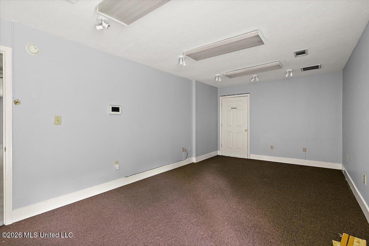 6644 Gary Road Property Photo 5