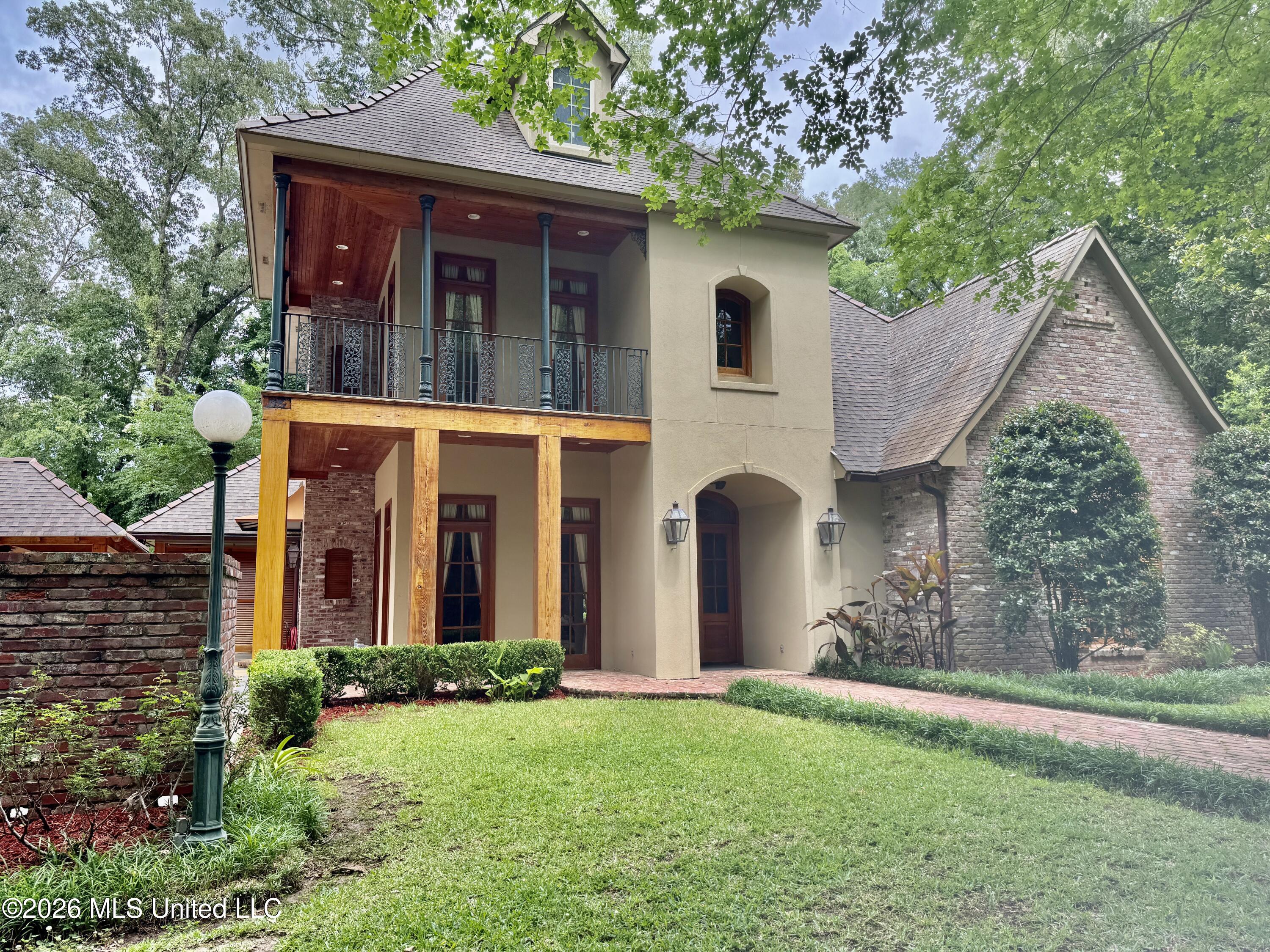 49 Stirling Road Property Photo 2