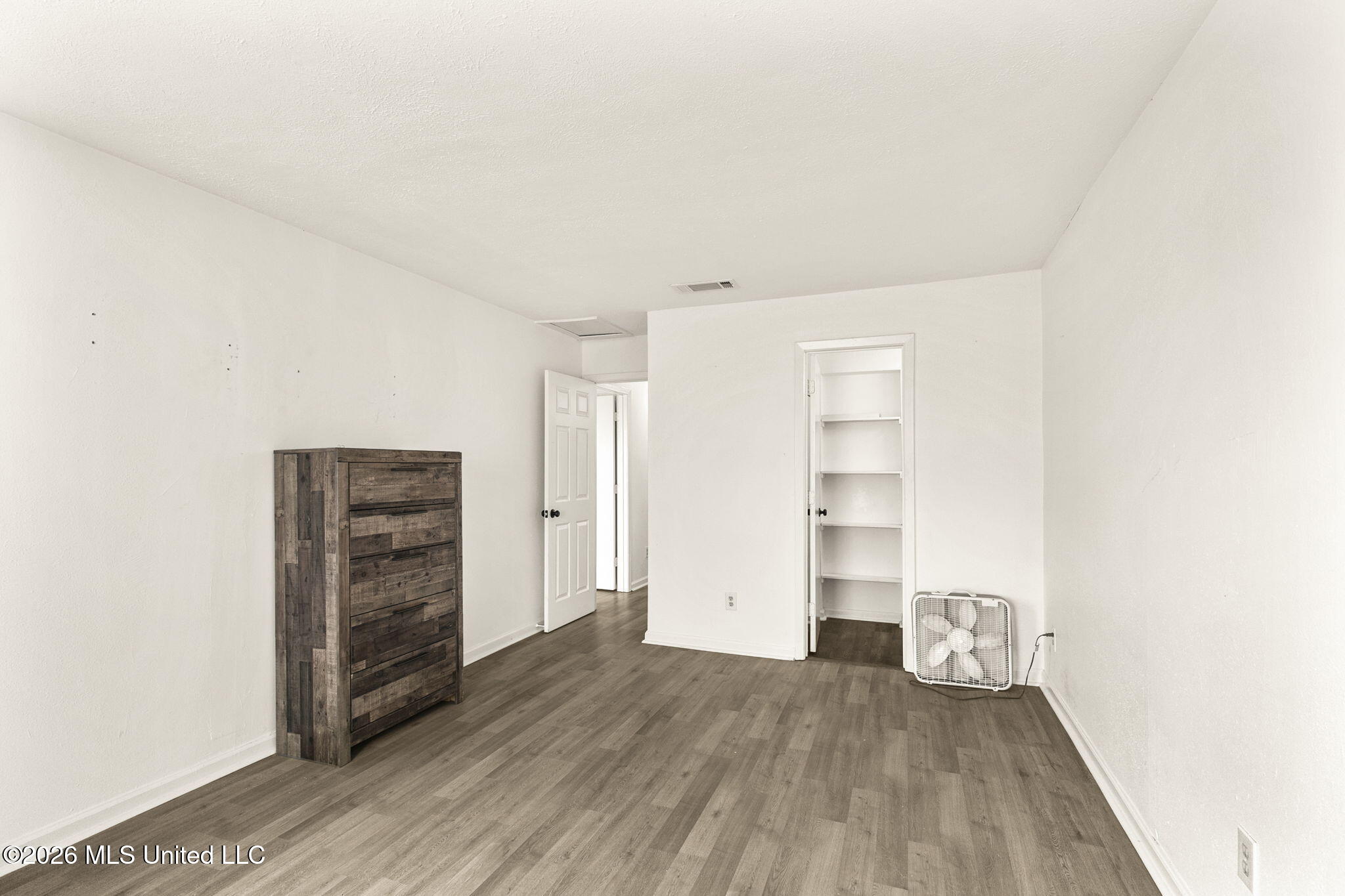 1056 Windrose Drive Property Photo 29