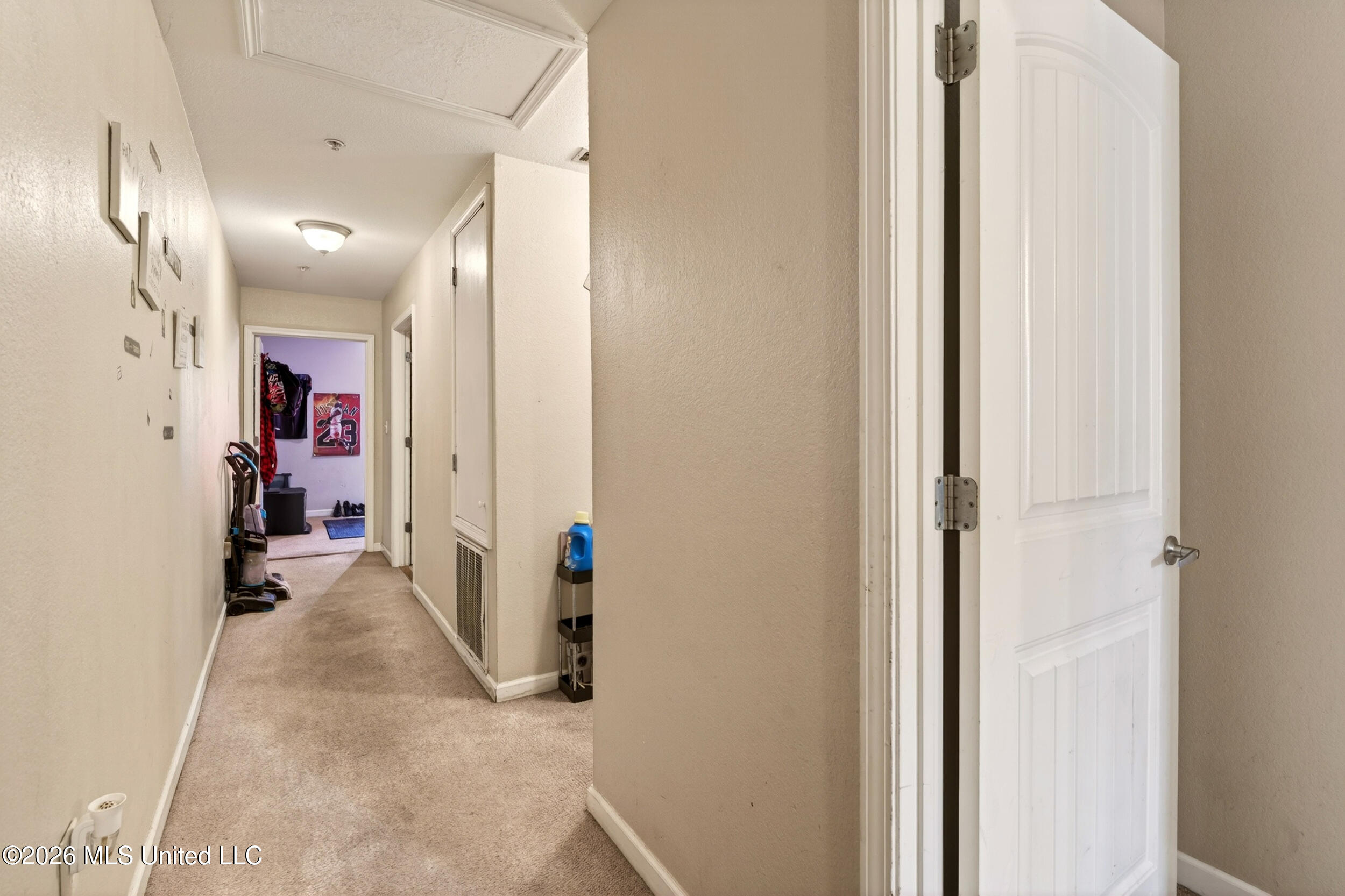 620 Layton Drive Property Photo 16