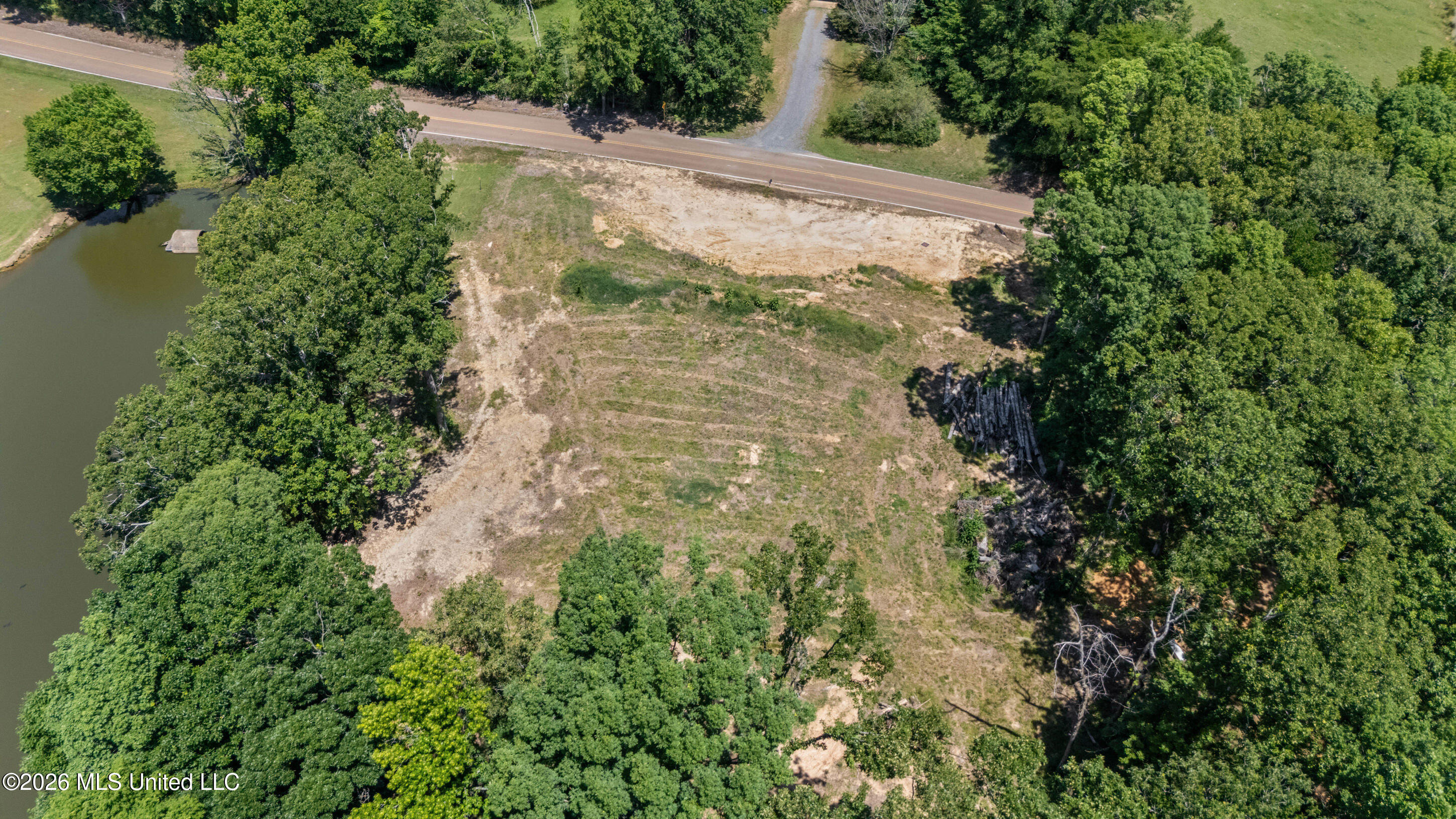 6851 Alphaba Road Property Photo 5