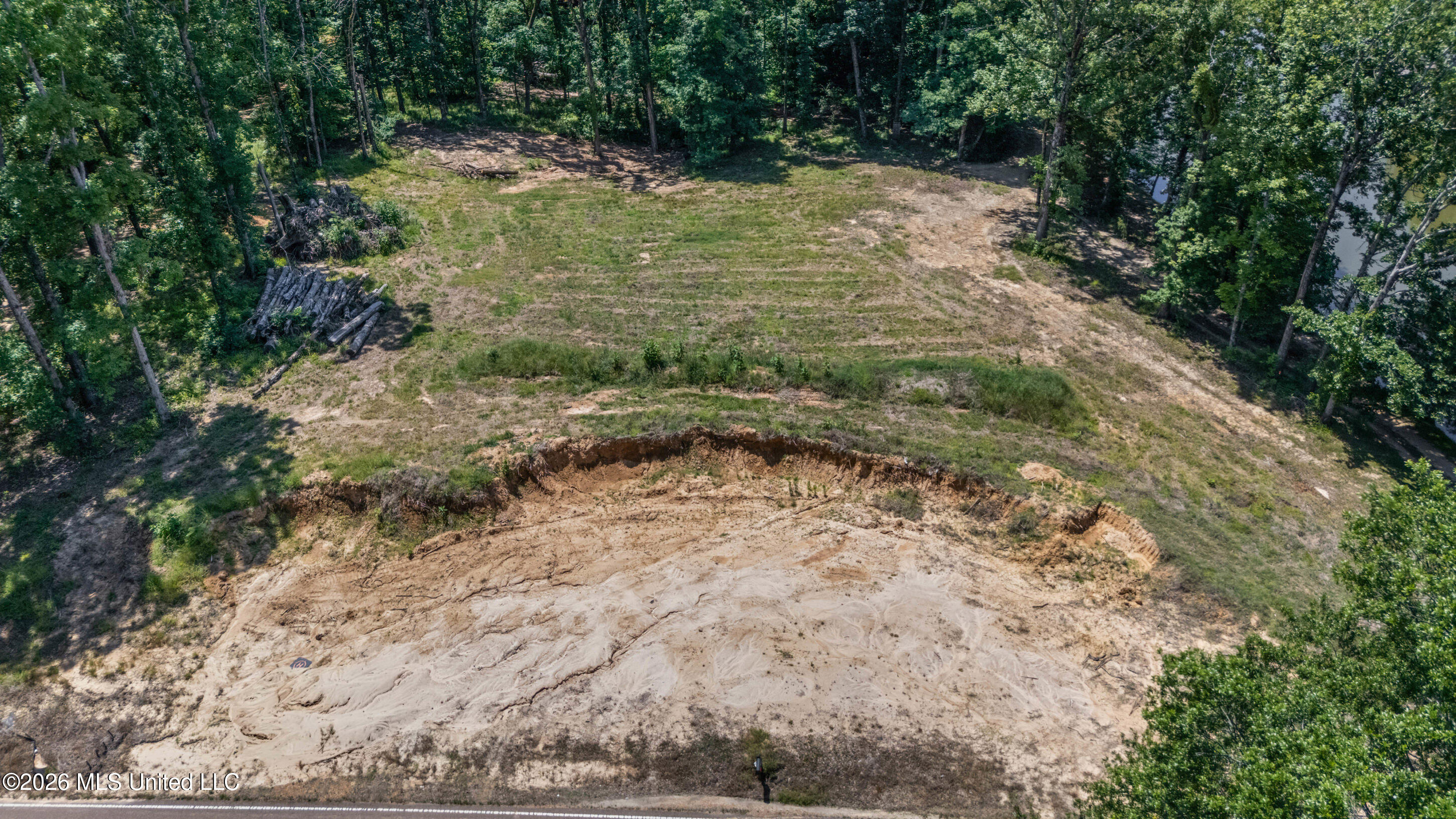 6851 Alphaba Road Property Photo 8