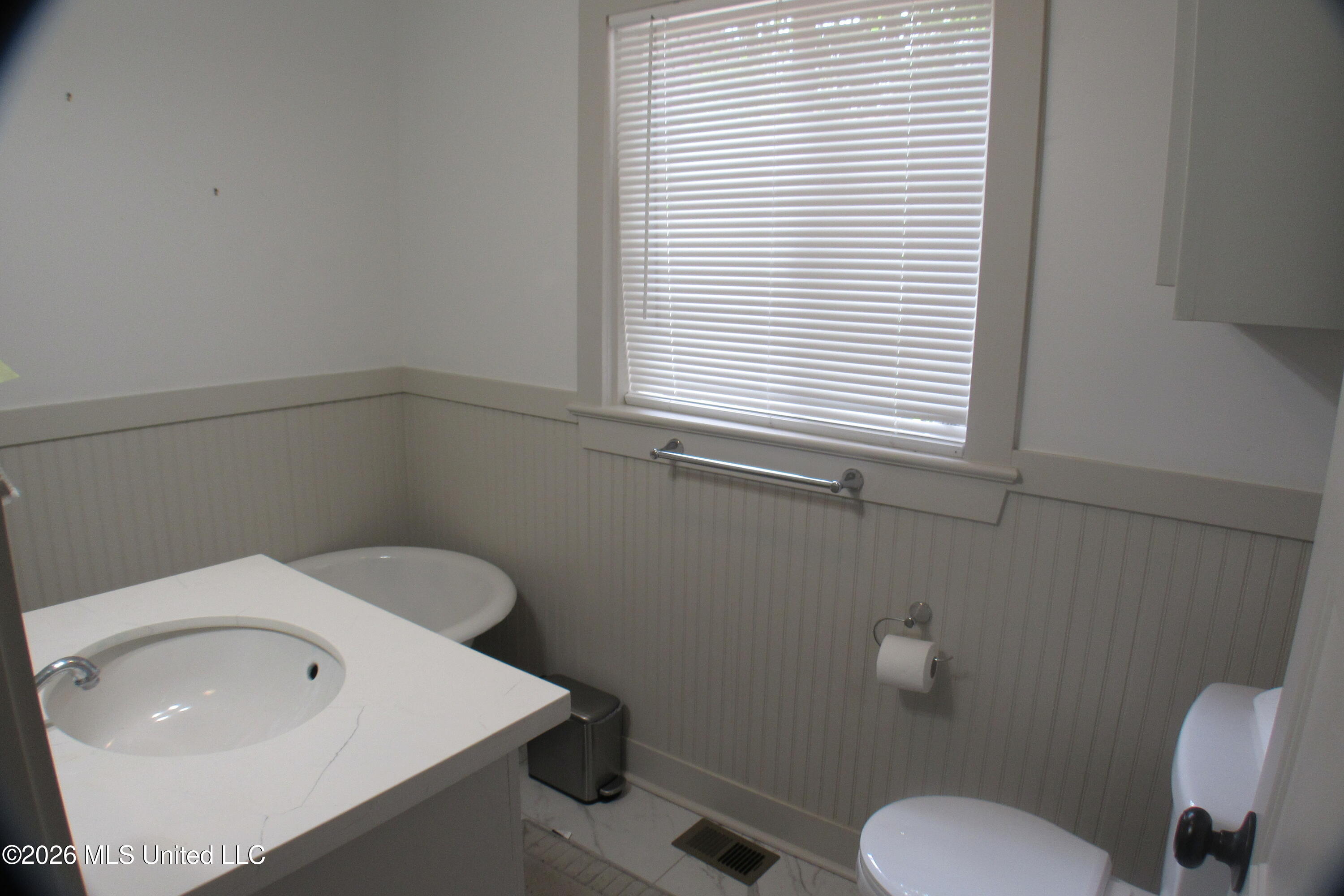 111 Pinehaven Drive Property Photo 14