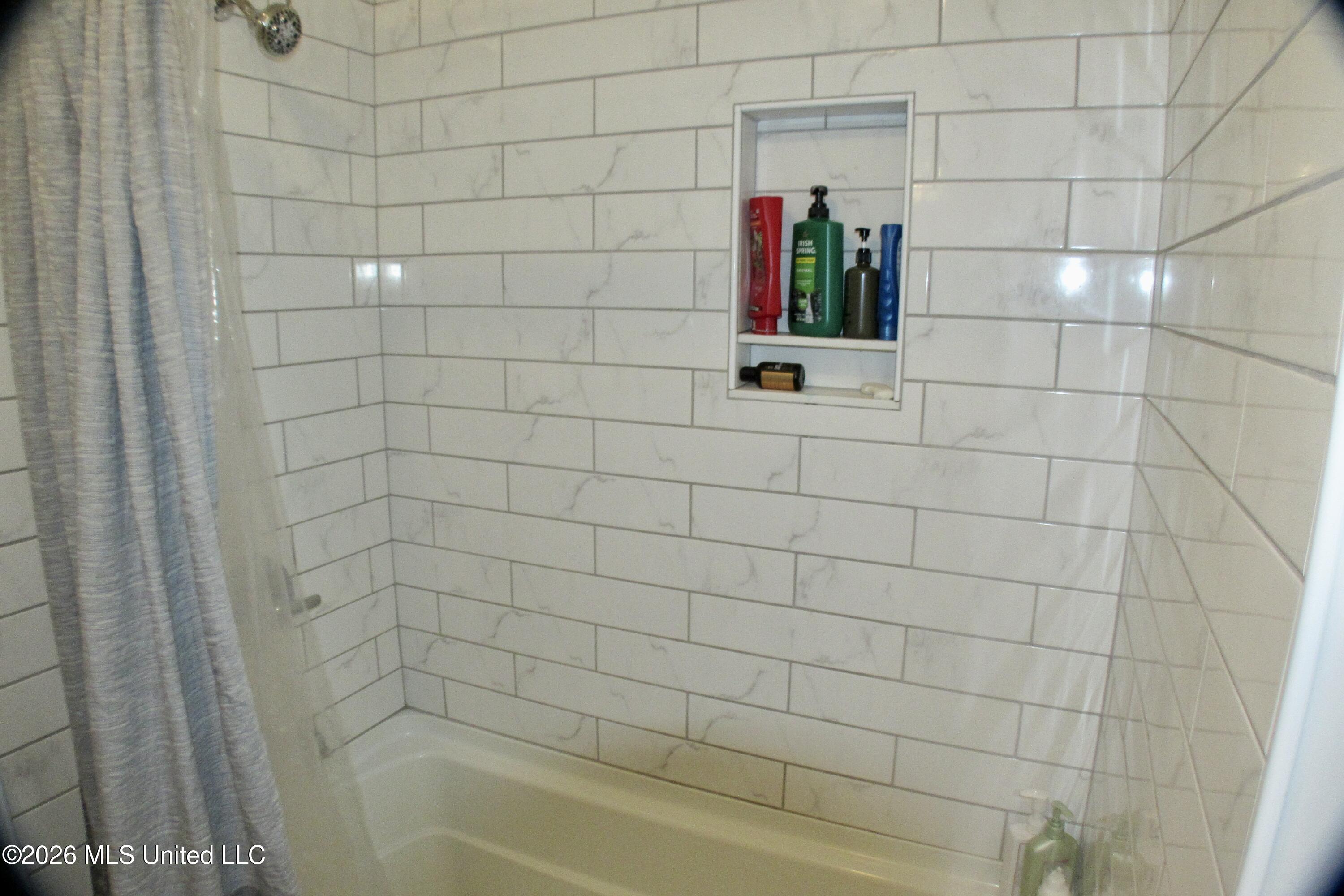 111 Pinehaven Drive Property Photo 26