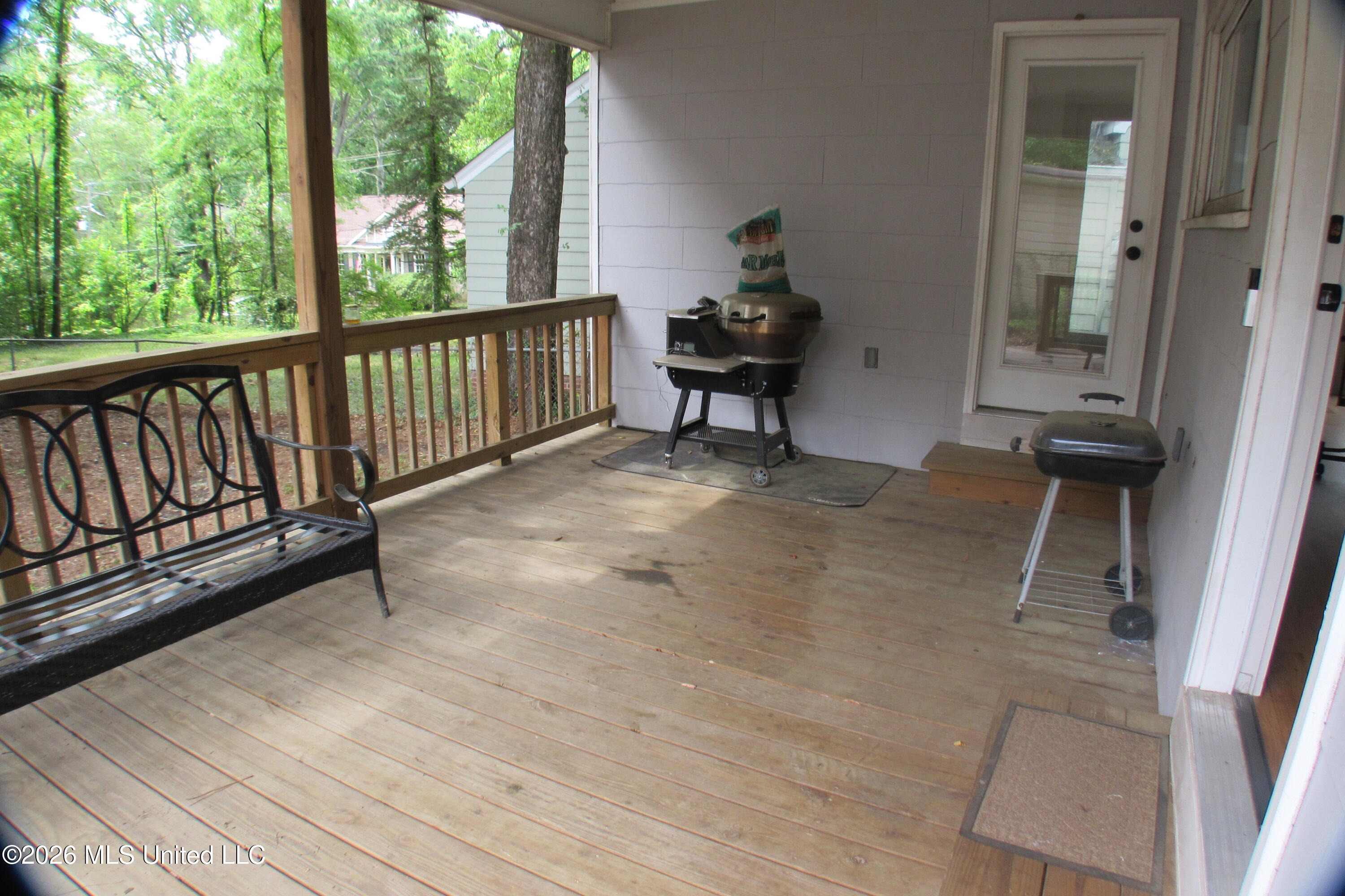 111 Pinehaven Drive Property Photo 27