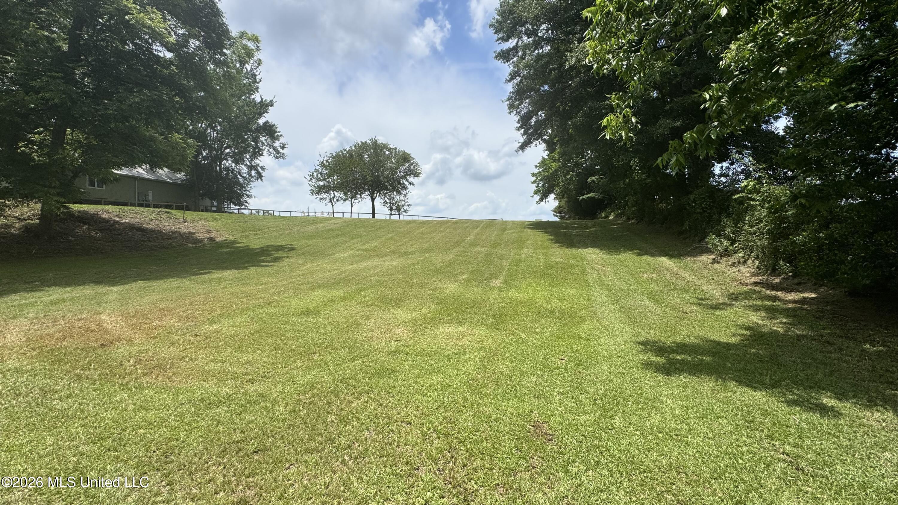 Cemetery Road Property Photo 10