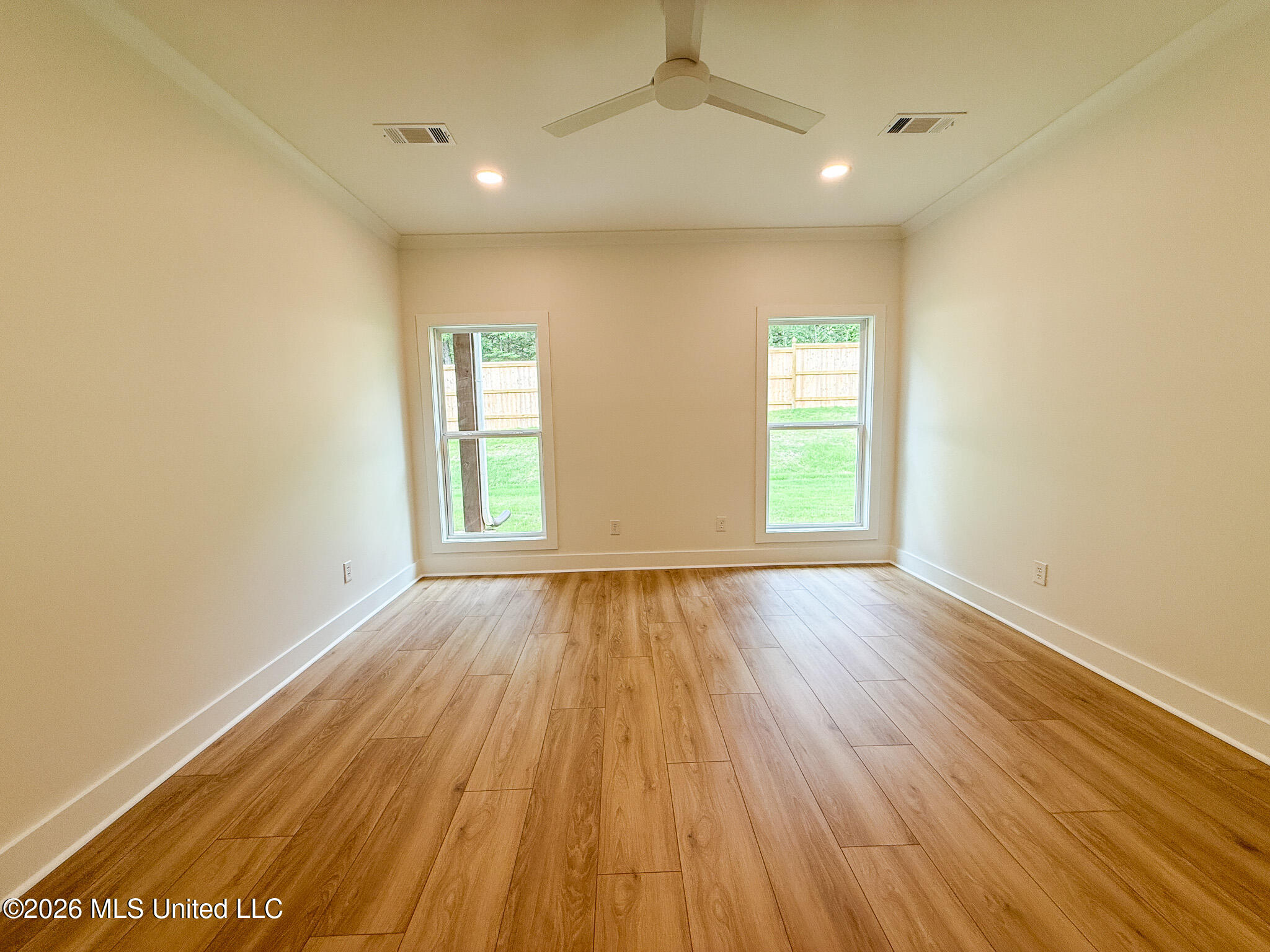 352 Oakville Circle Property Photo 11