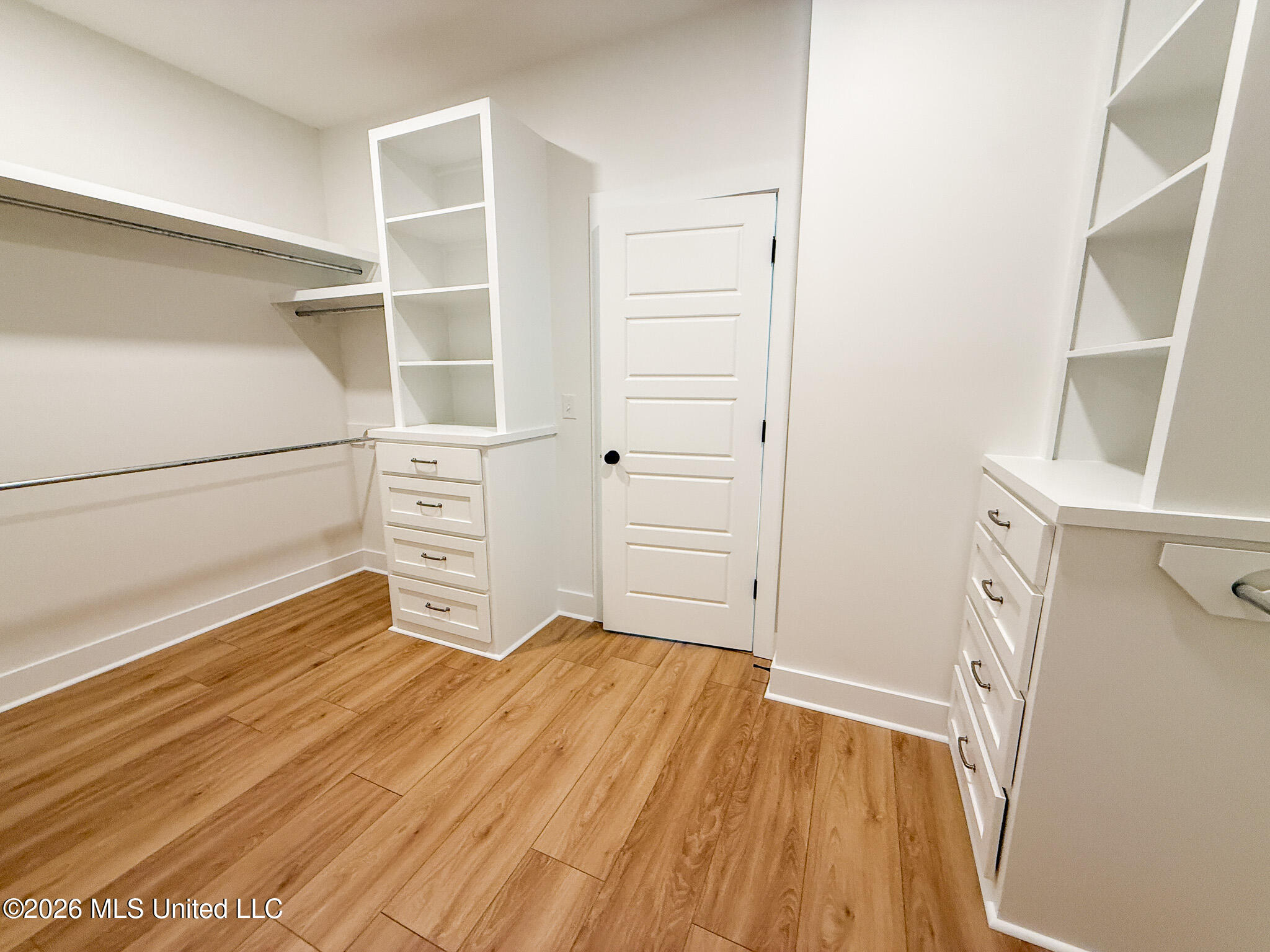 352 Oakville Circle Property Photo 12