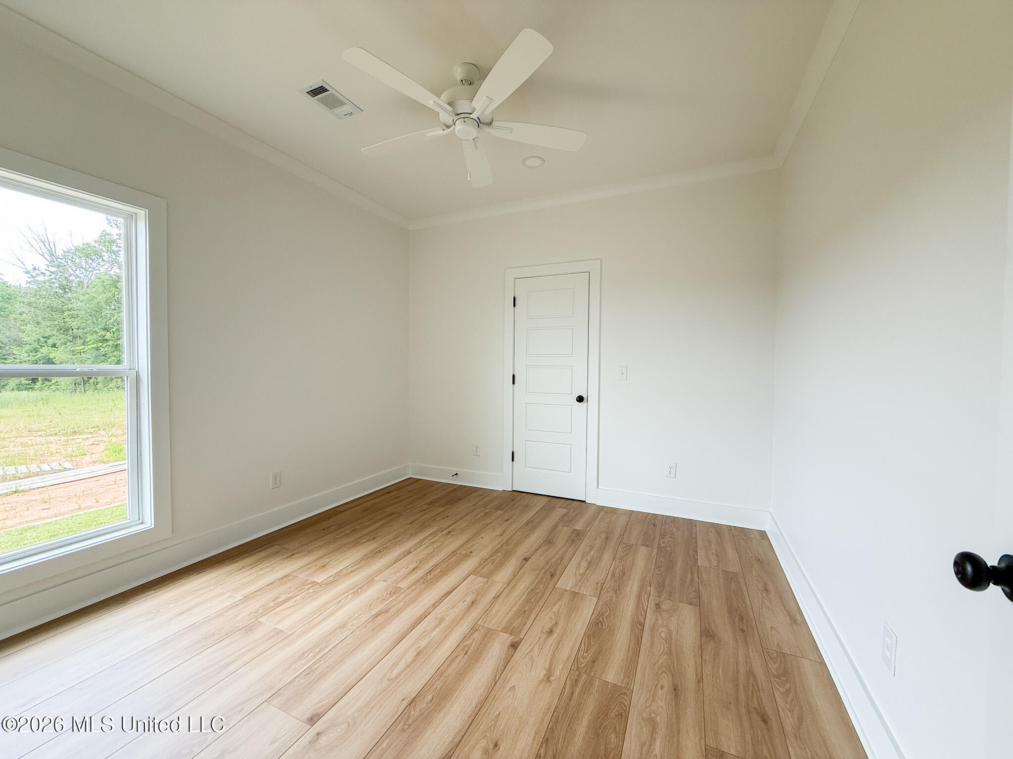 352 Oakville Circle Property Photo 18