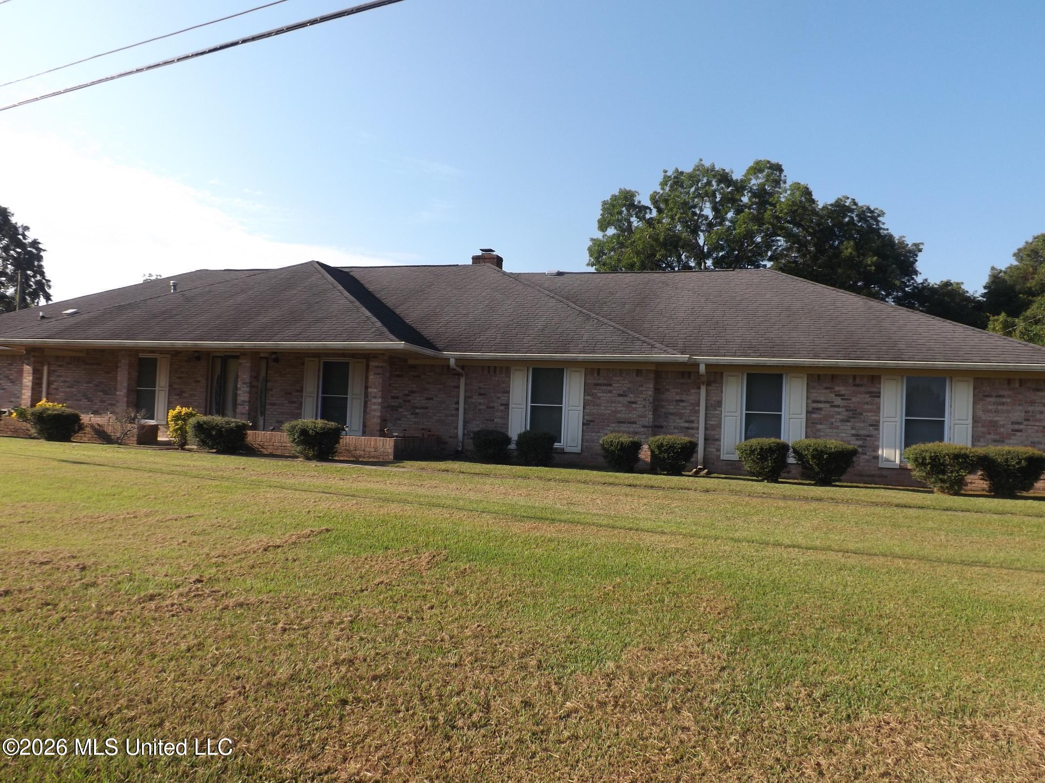 417 River Road Property Photo 1