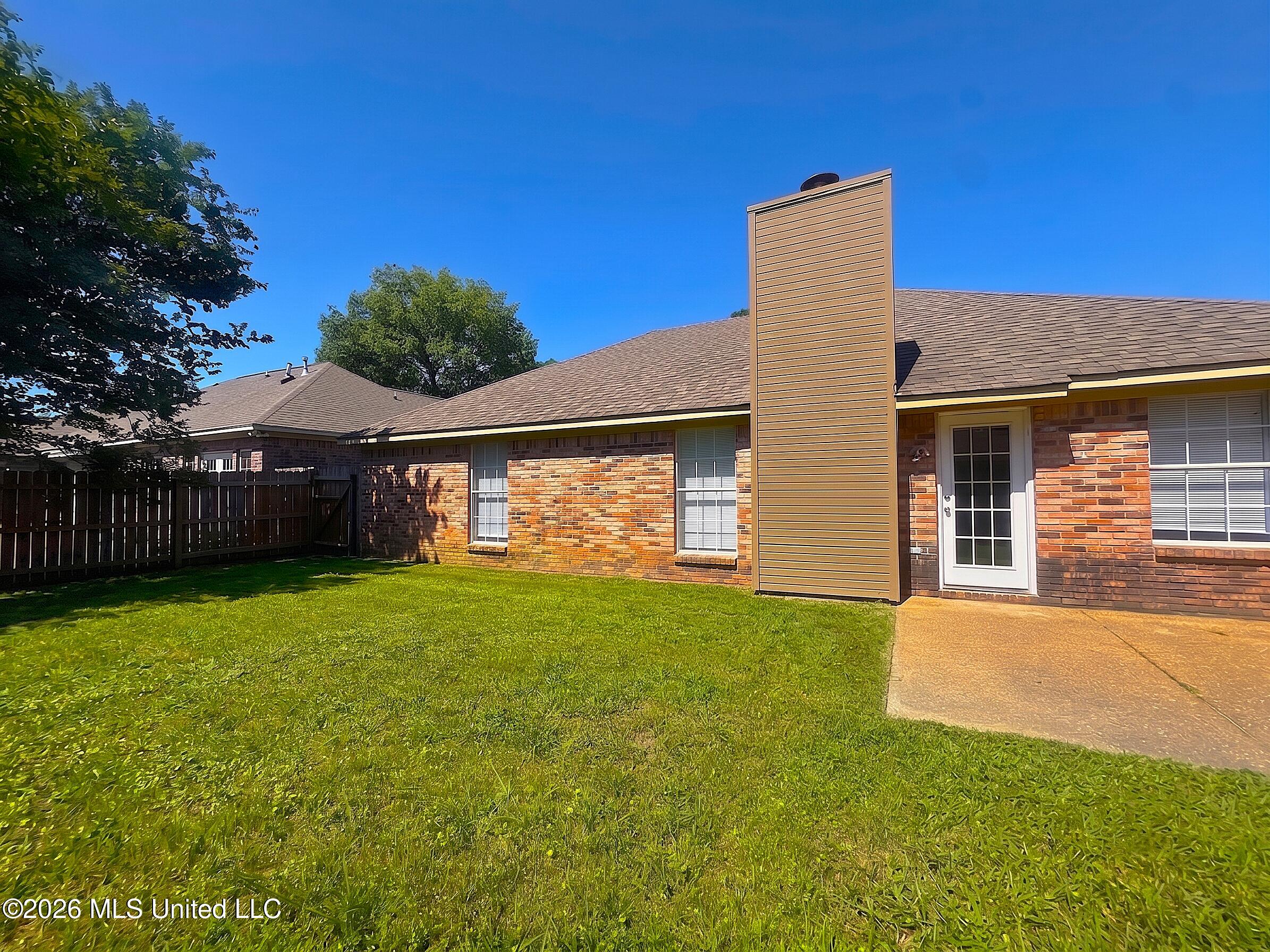 140 Willow Oak Lane Property Photo 12