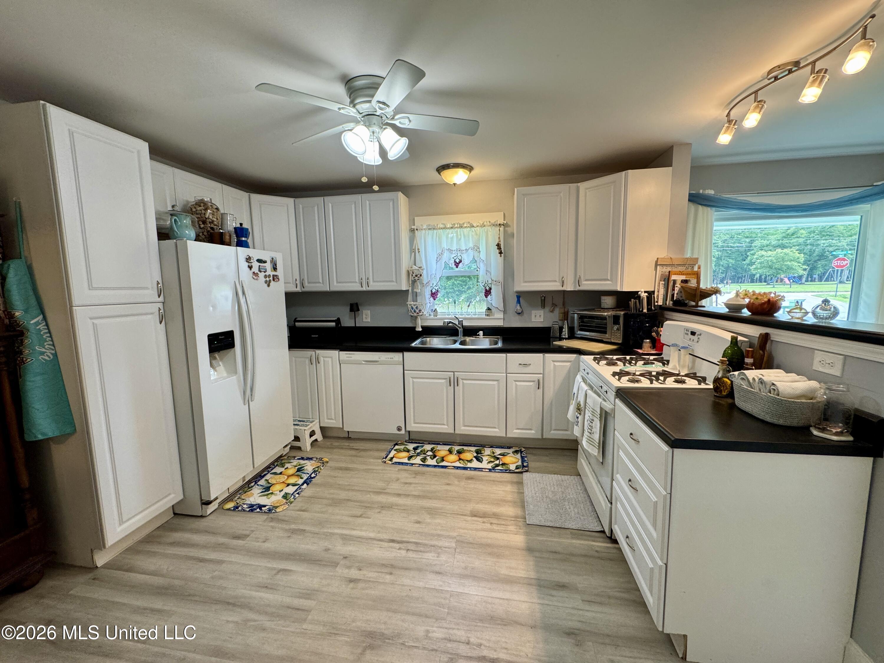 13011 Michael Street Property Photo 13