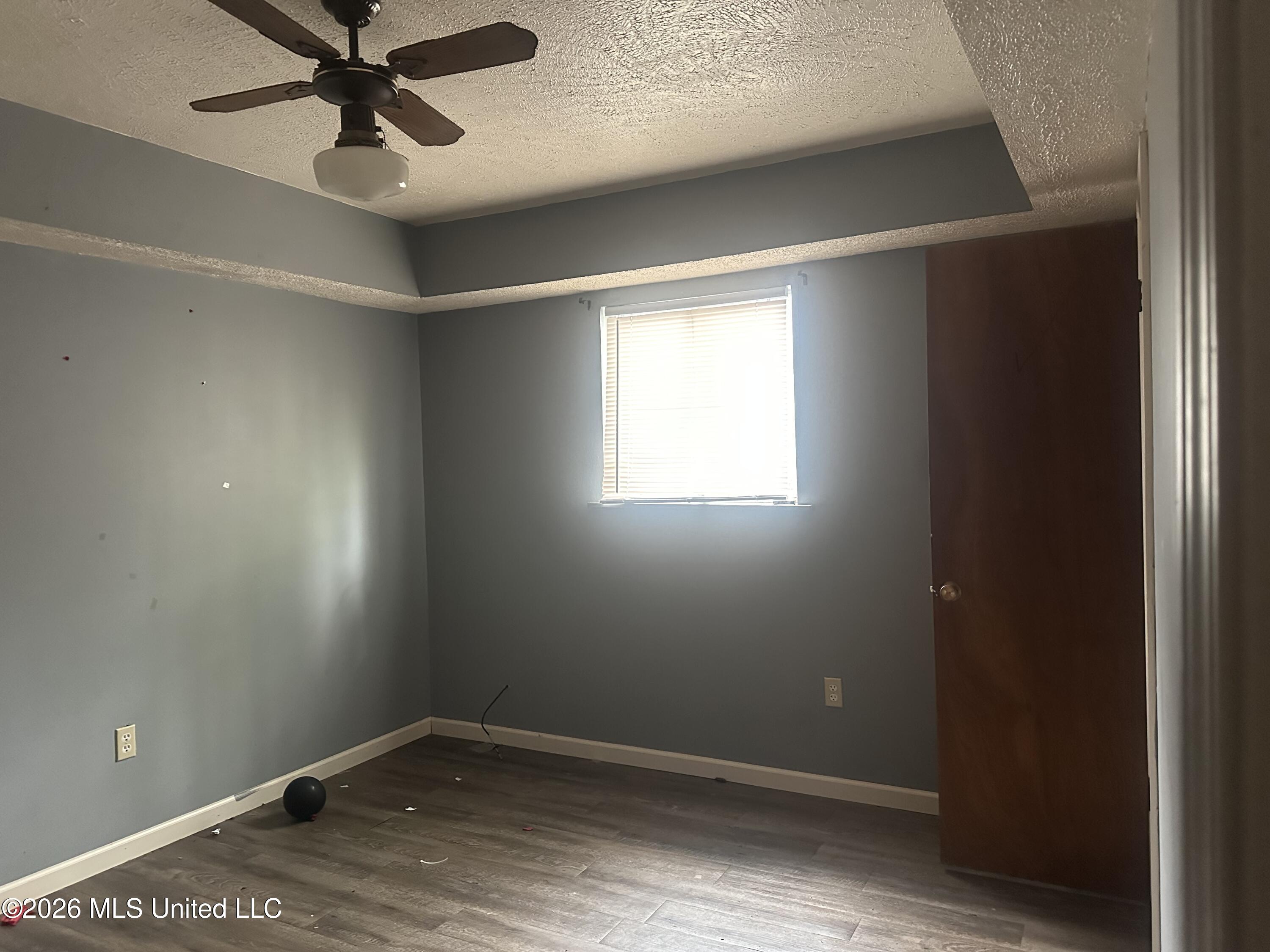 3655 Horton Street Property Photo 33