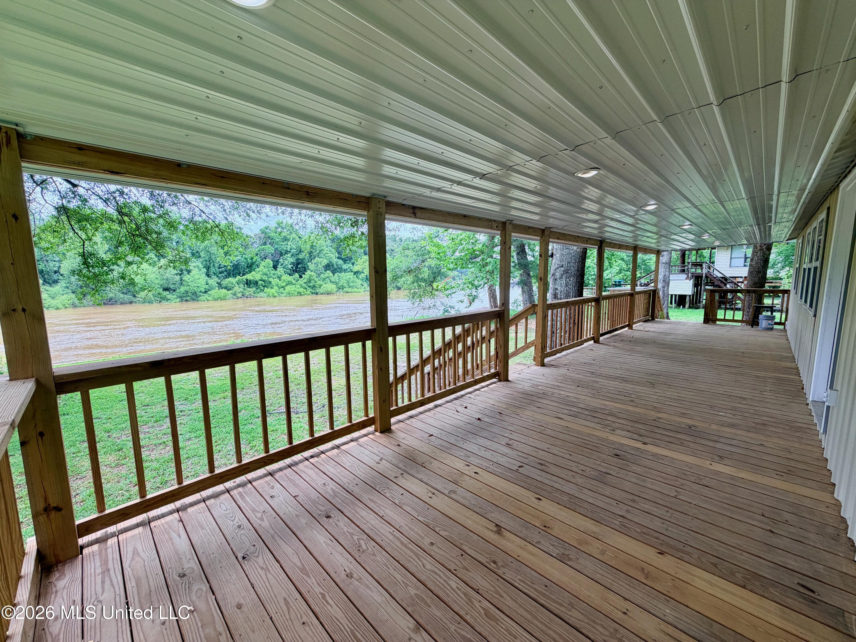 2109 Pascagoula River Dr Property Photo 15