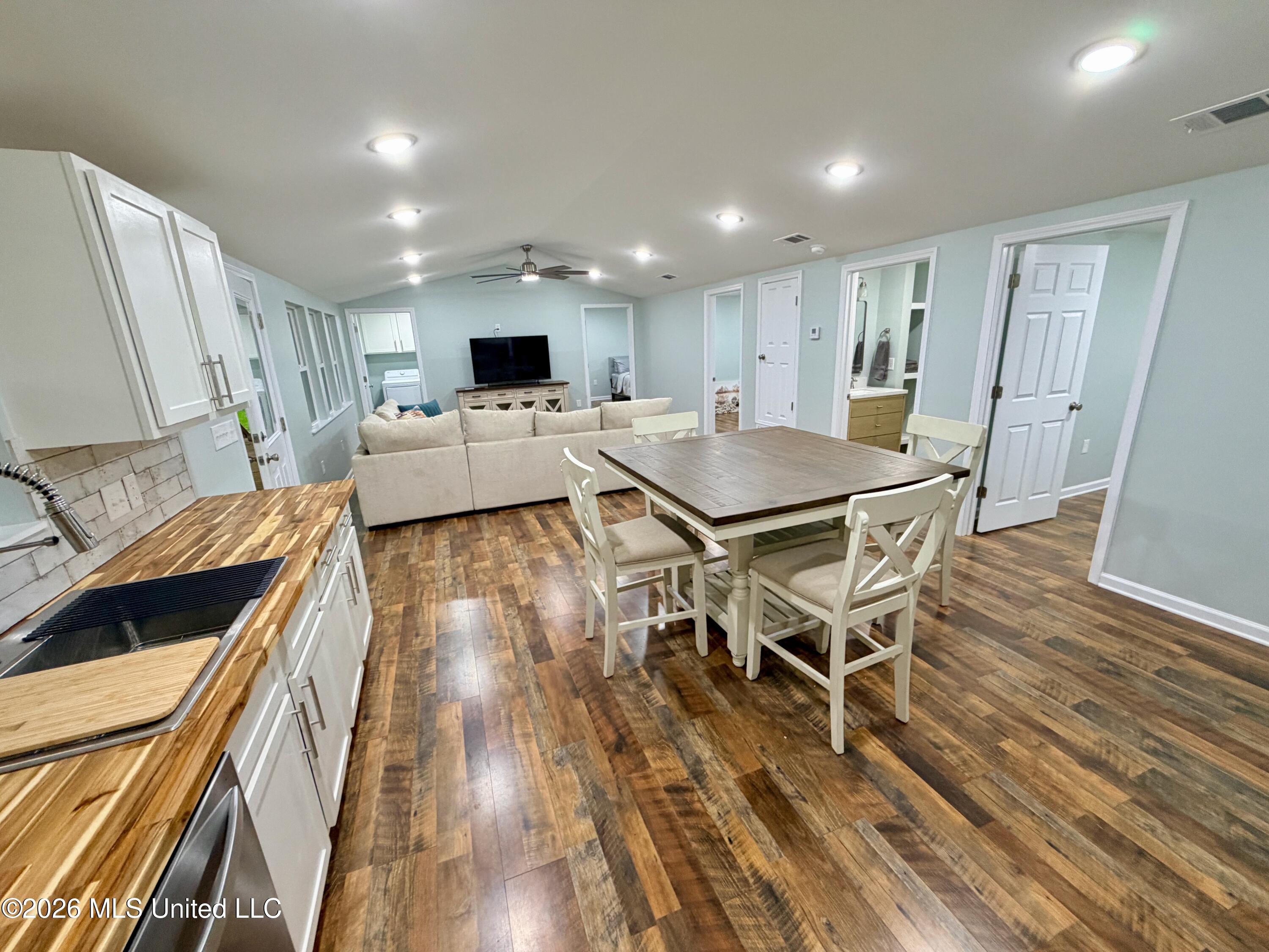 2109 Pascagoula River Dr Property Photo 25