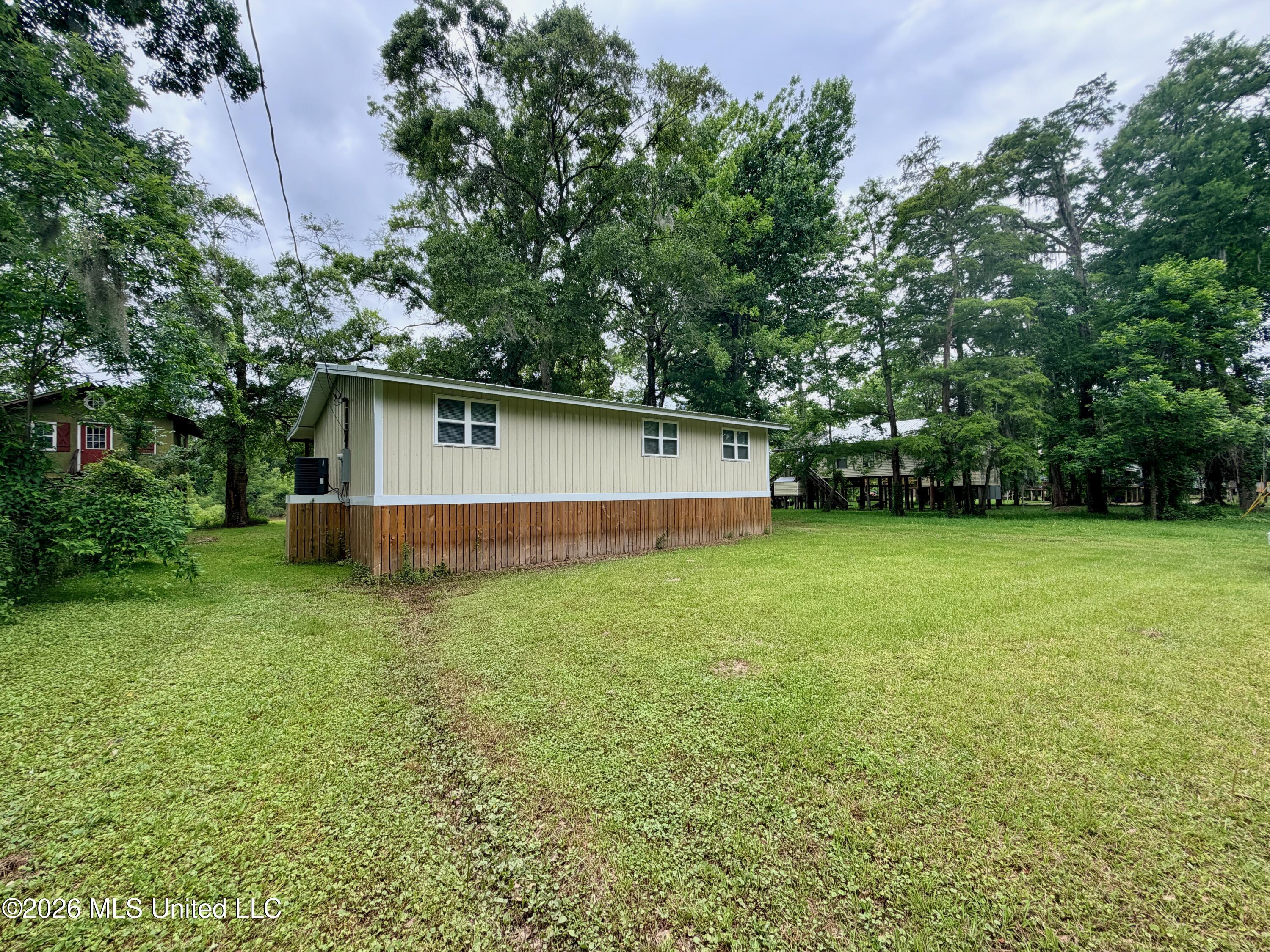2109 Pascagoula River Dr Property Photo 54