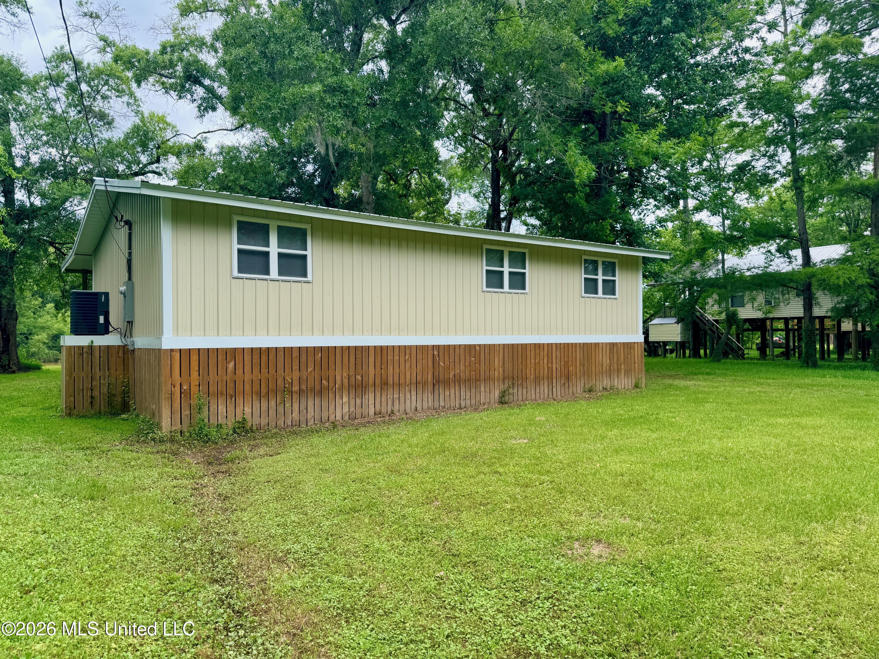 2109 Pascagoula River Dr Property Photo 55