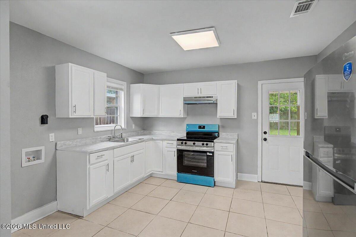 1775 Vaughn Street Property Photo 5