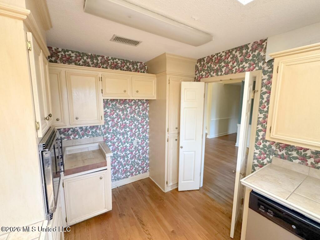 566 S Deerfield Drive Property Photo 12