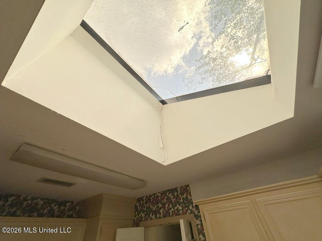 566 S Deerfield Drive Property Photo 13