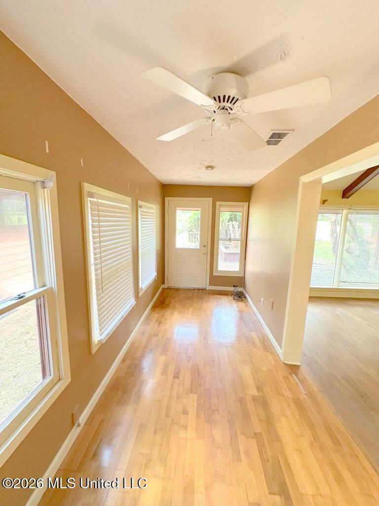 566 S Deerfield Drive Property Photo 16