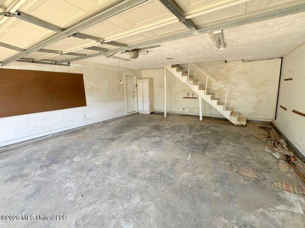 566 S Deerfield Drive Property Photo 34