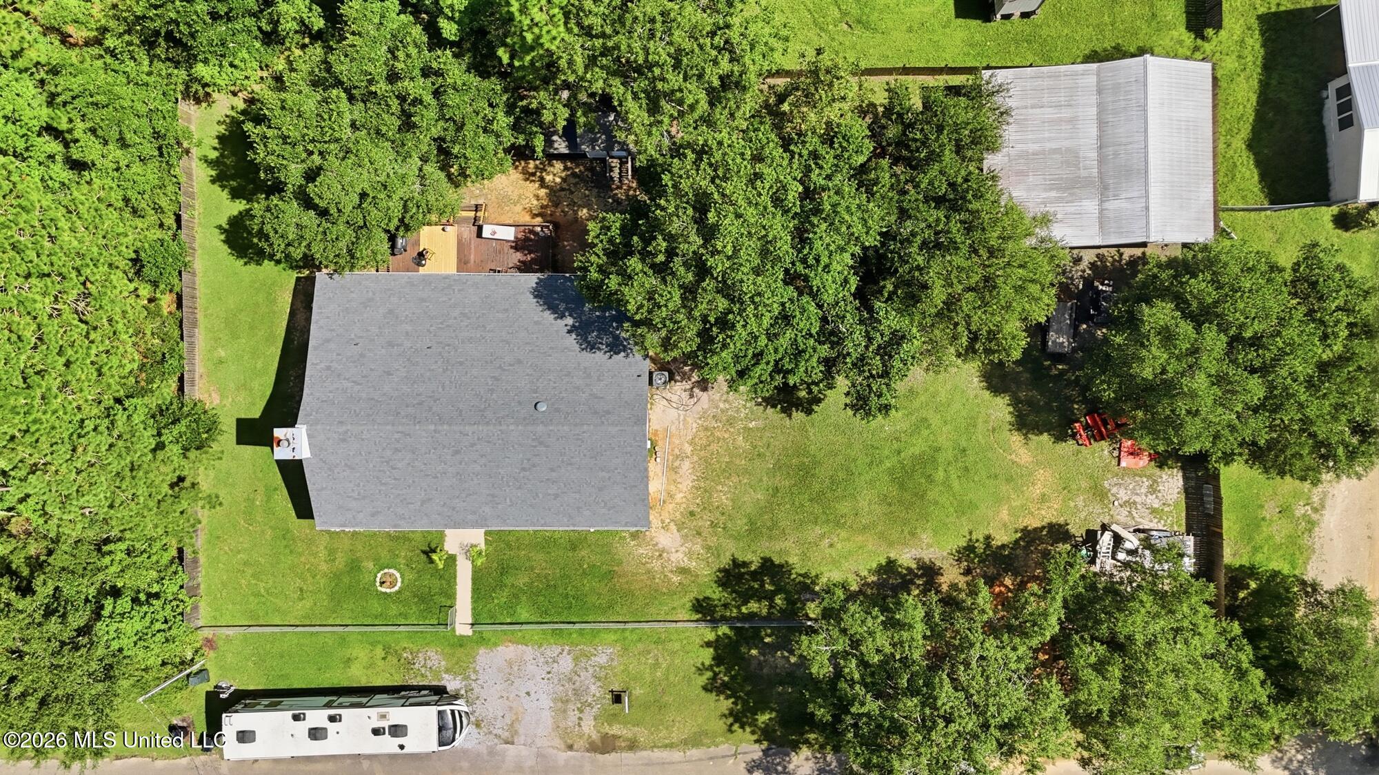 6043 Holly Drive Property Photo 10