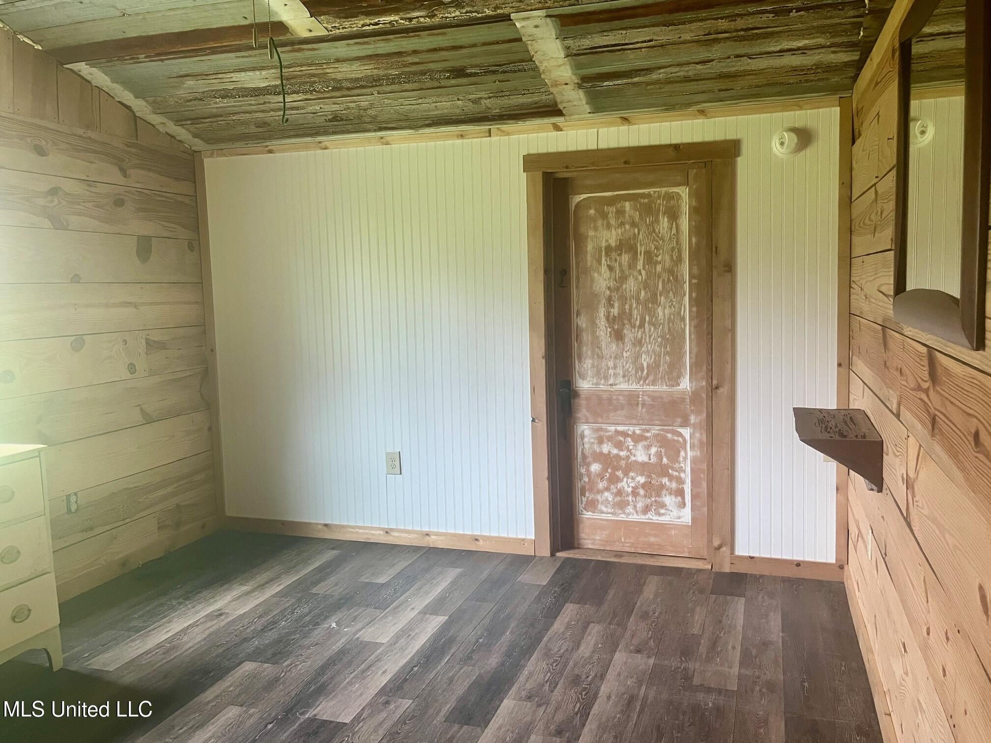 17 B Street Property Photo 17