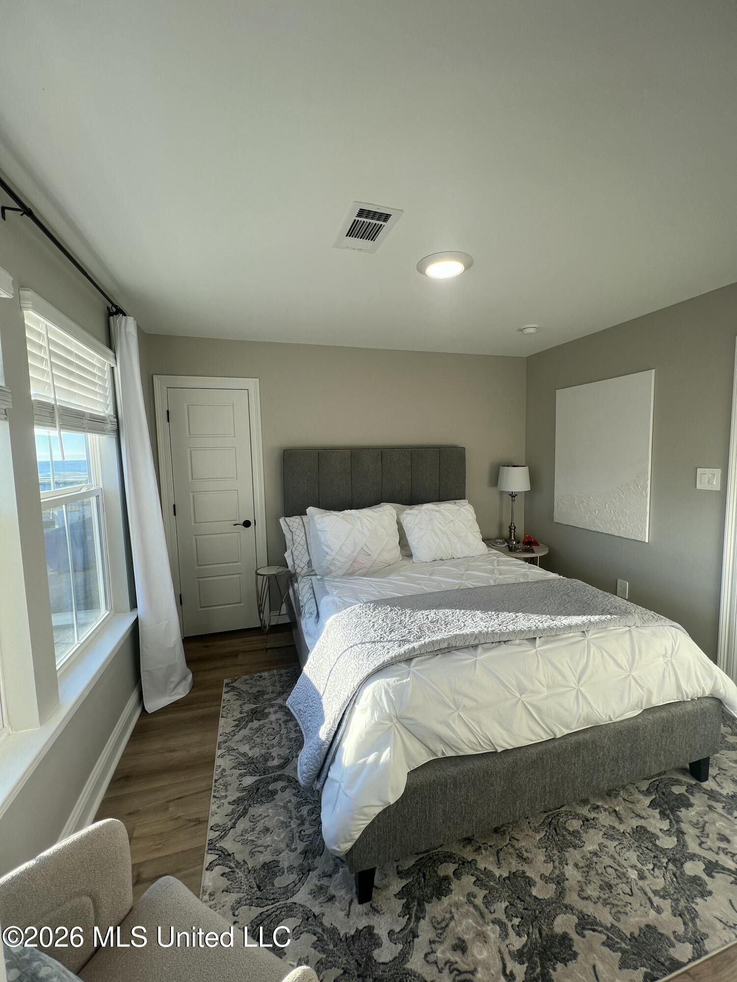 111 Coral Breeze Drive Property Photo 14