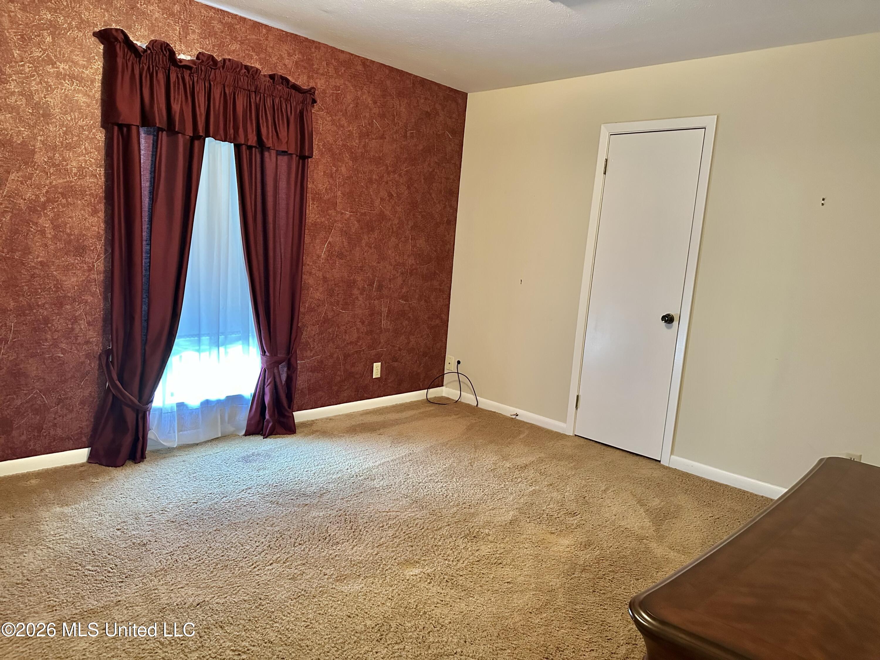 116 Rollingwood Drive Property Photo 11