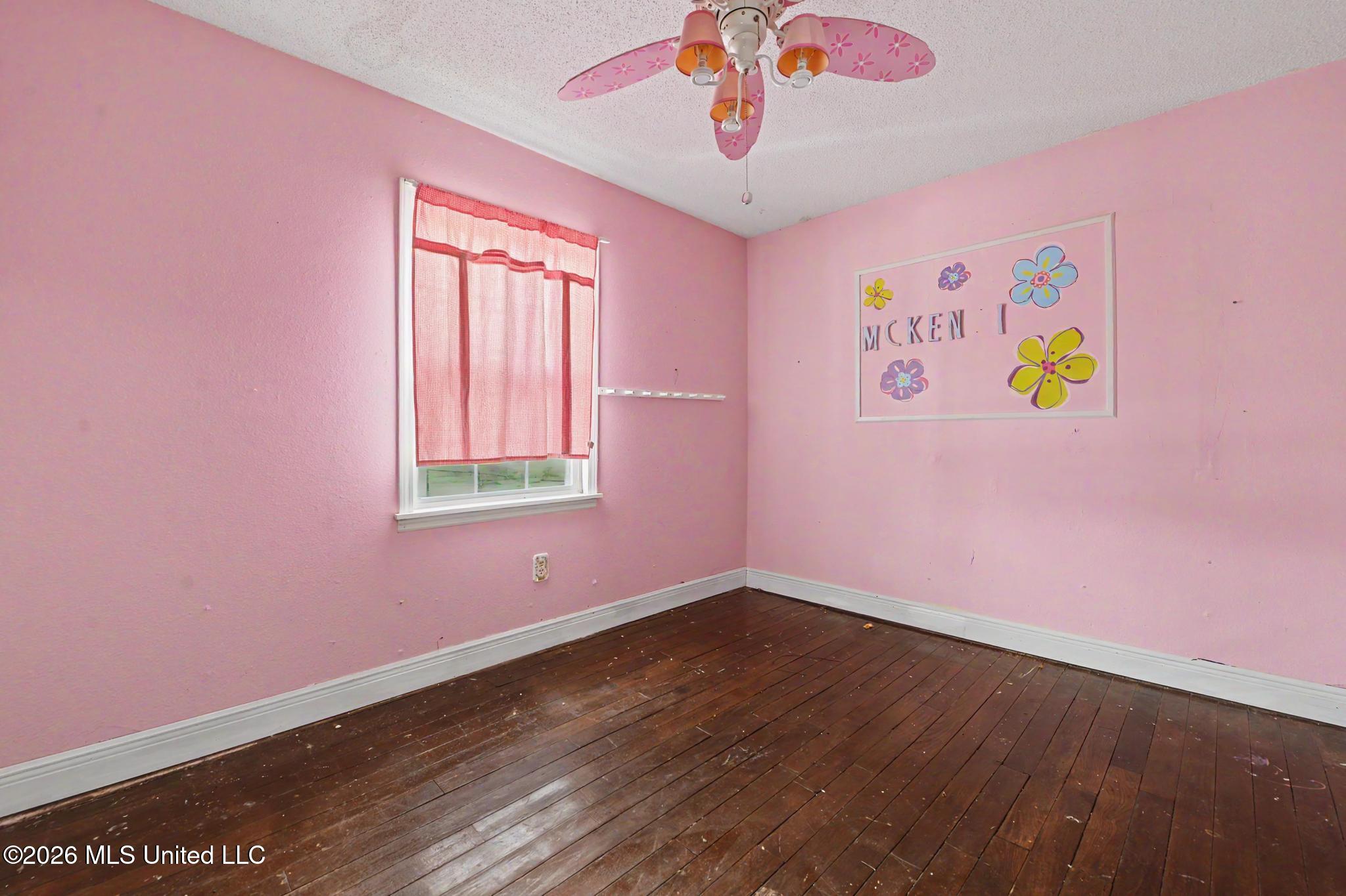 1112 Communy Avenue Property Photo 15