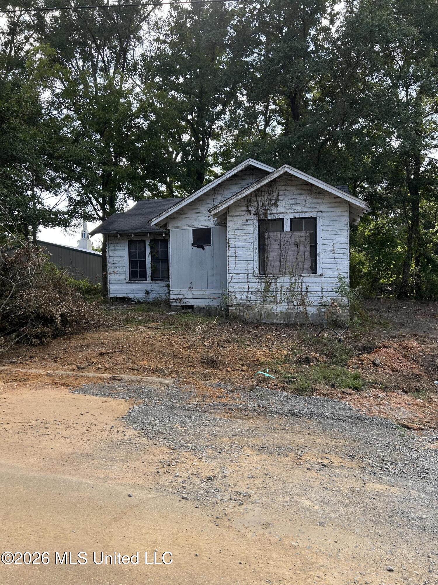 1536 Cc Bryant Drive Property Photo 1