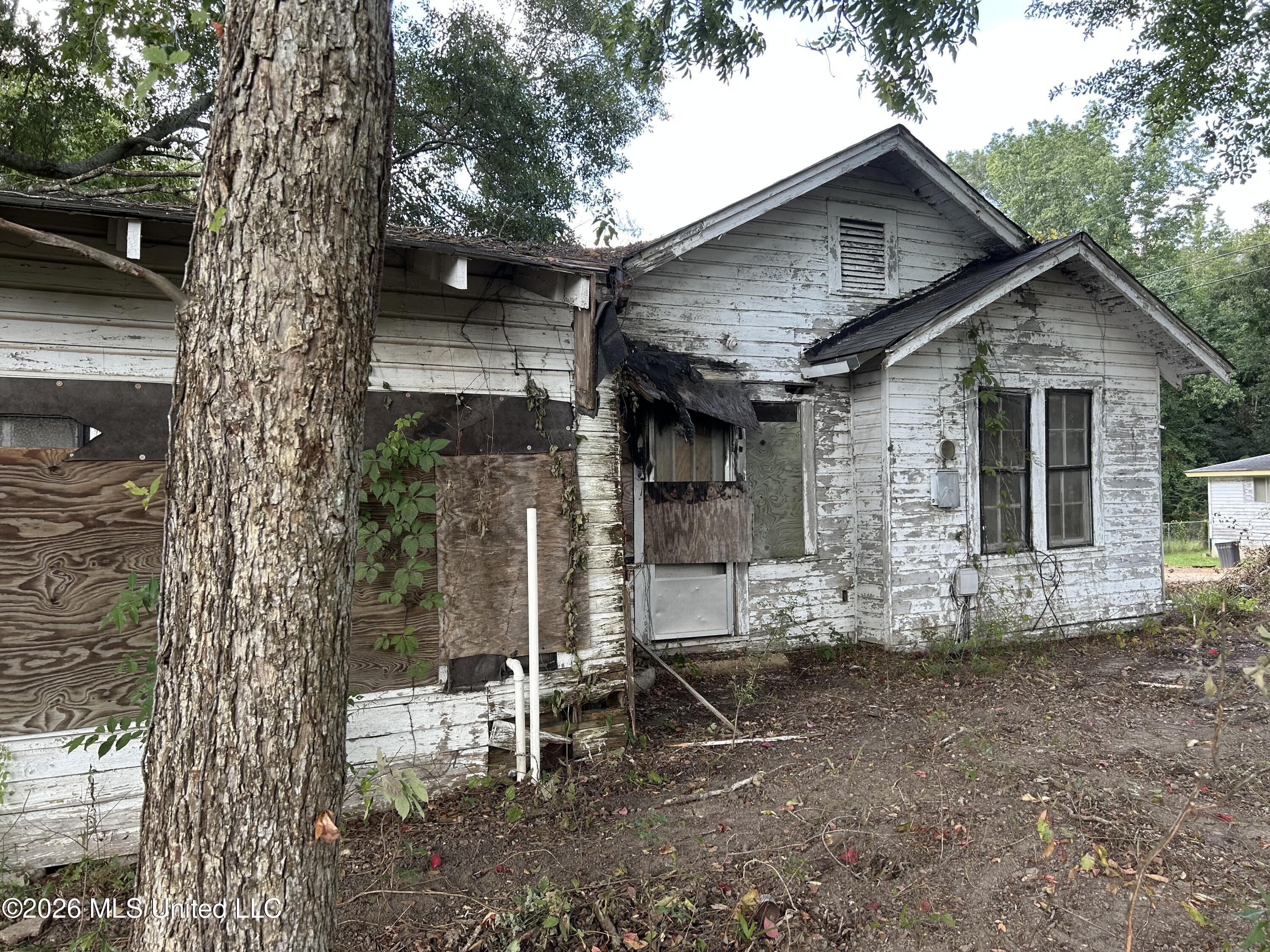 1536 Cc Bryant Drive Property Photo 9